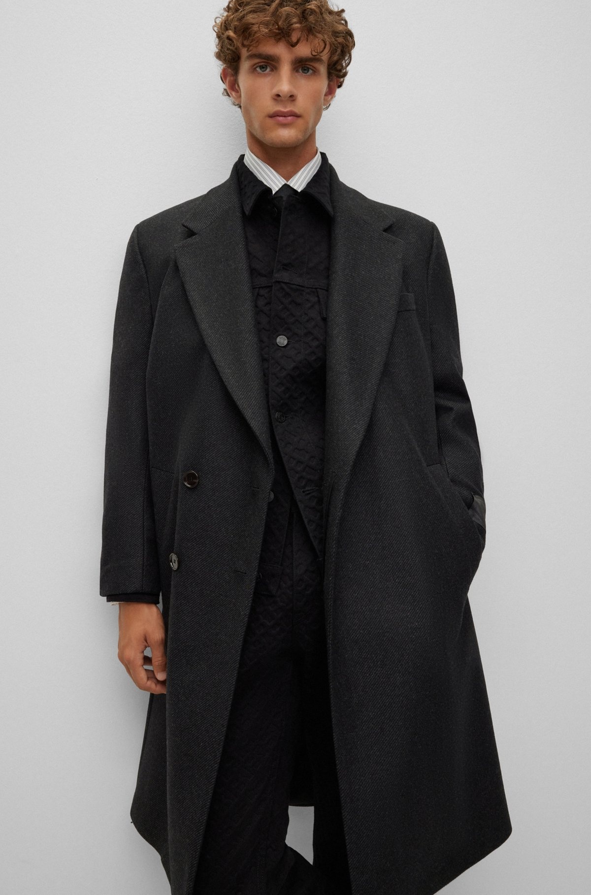 DOUBLE-BREASTED, REGULAR-FIT COAT IN A WOOL BLEND - 7