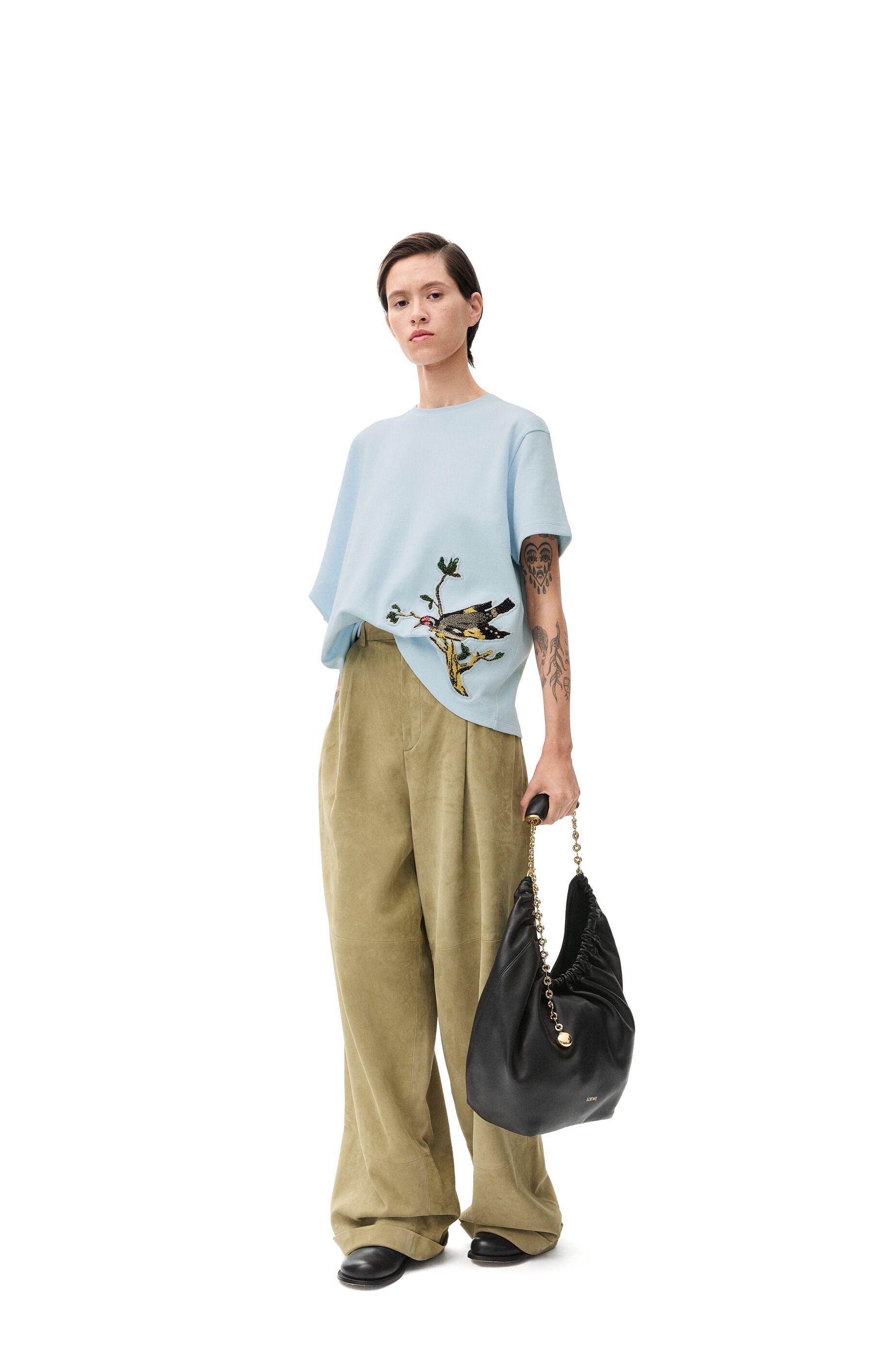 Tシャツ・カットソー Loewe EMBROIDERED TSHIRT DRAPED Loewe Embroidered draped T-shirt in cotton blend | REVERSIBLE