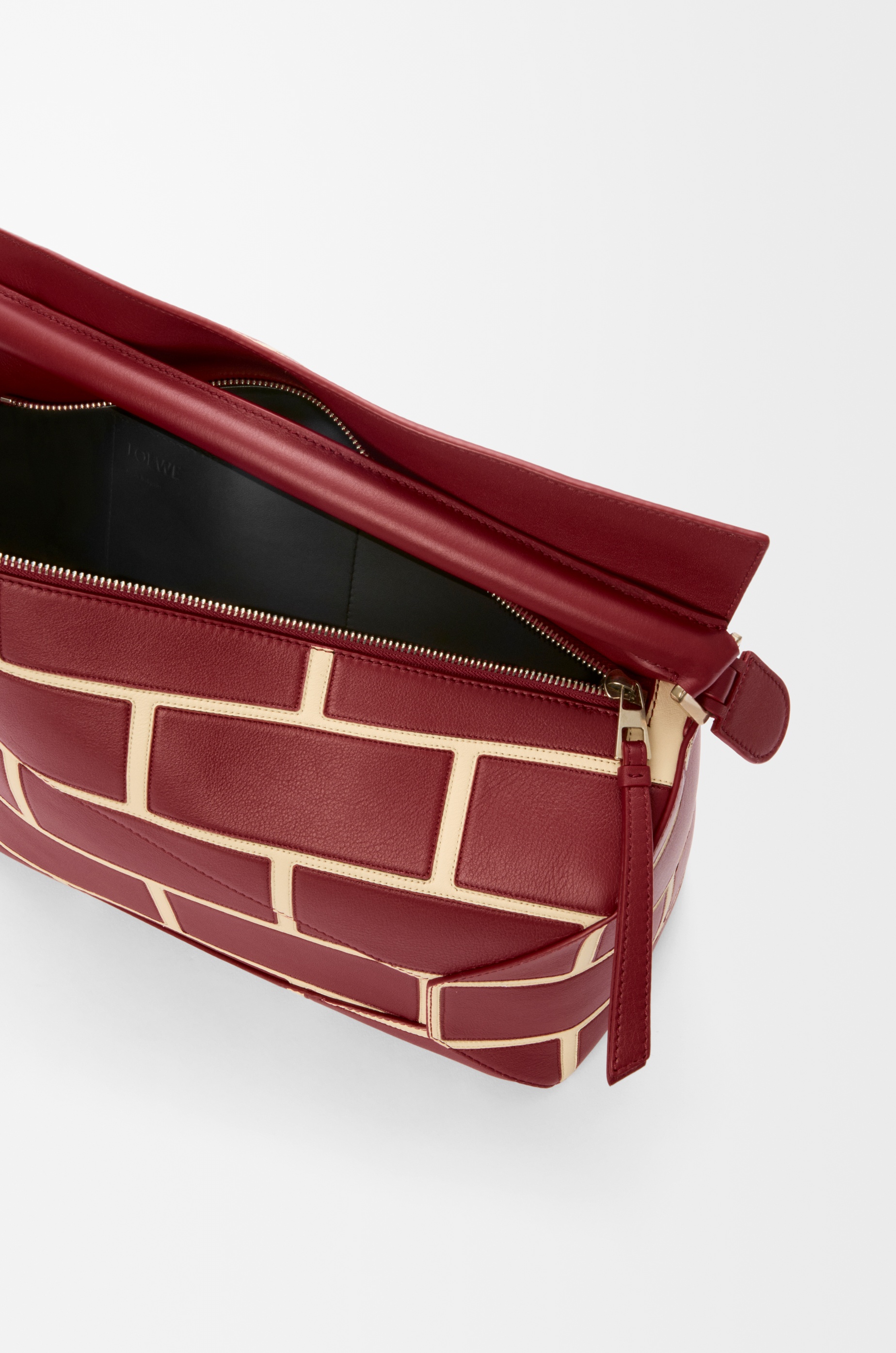 Large Puzzle Edge bag in classic calfskin - 8