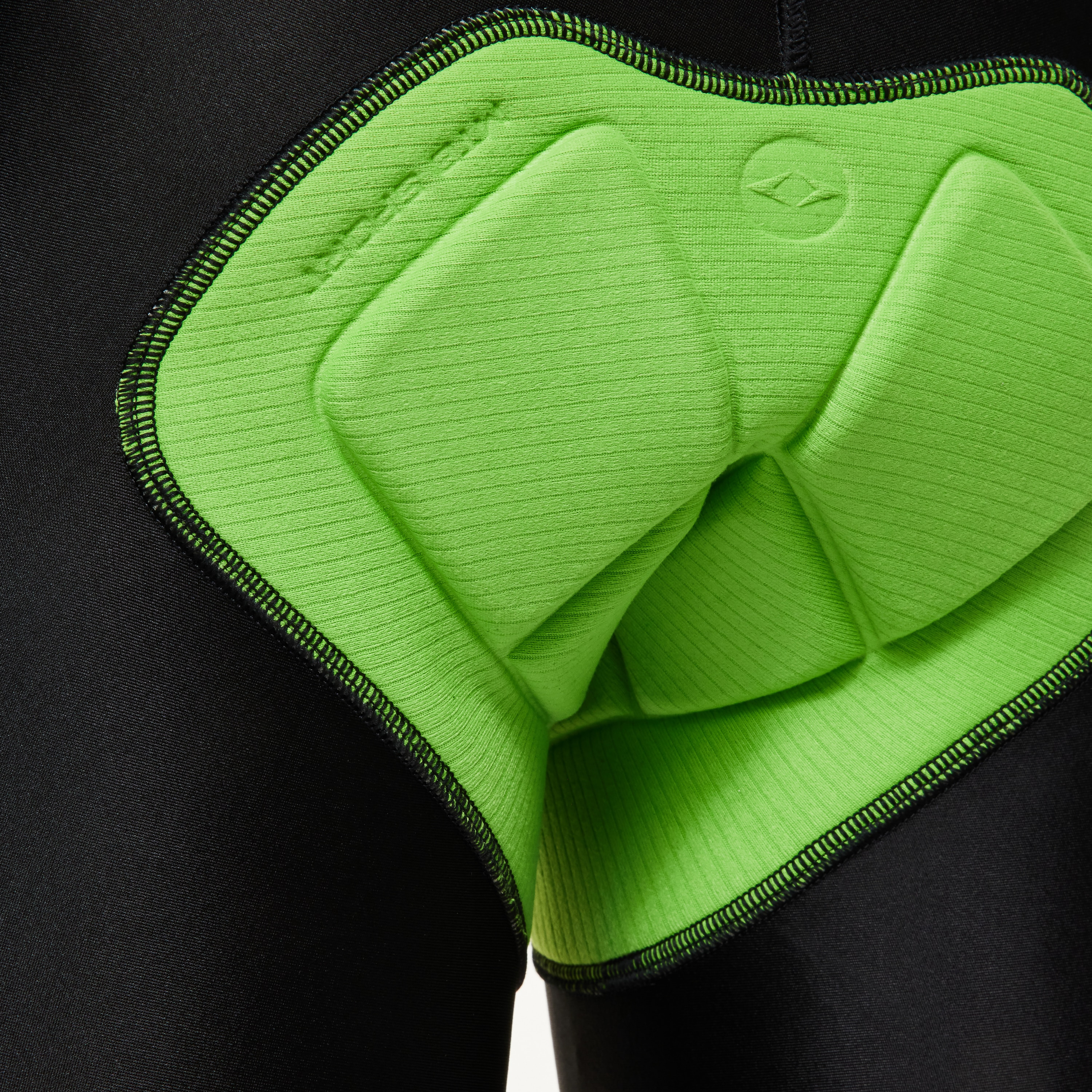 Seeker Ultra Liner Short - 6