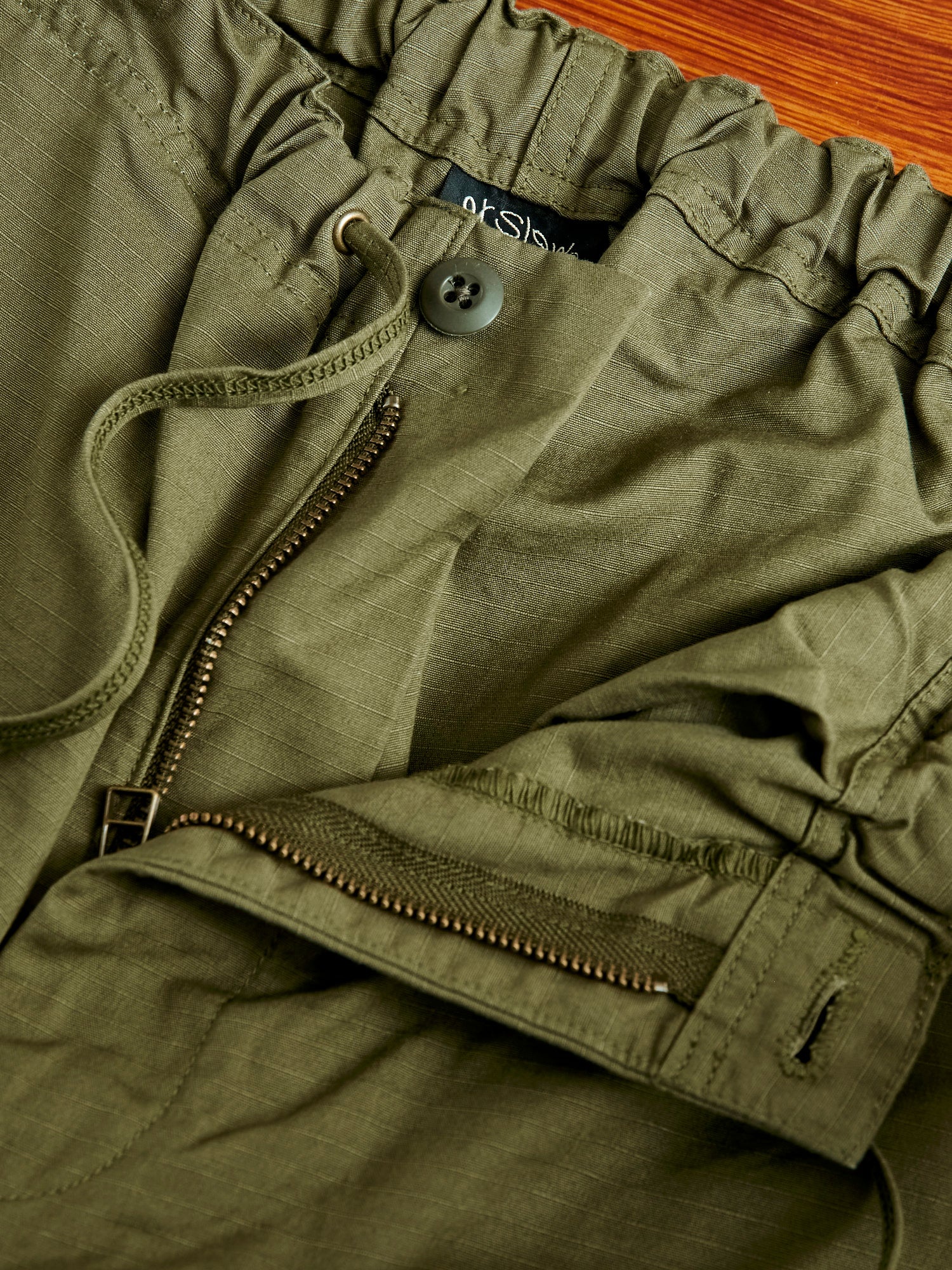 New Yorker Shorts in Army Ripstop - 6