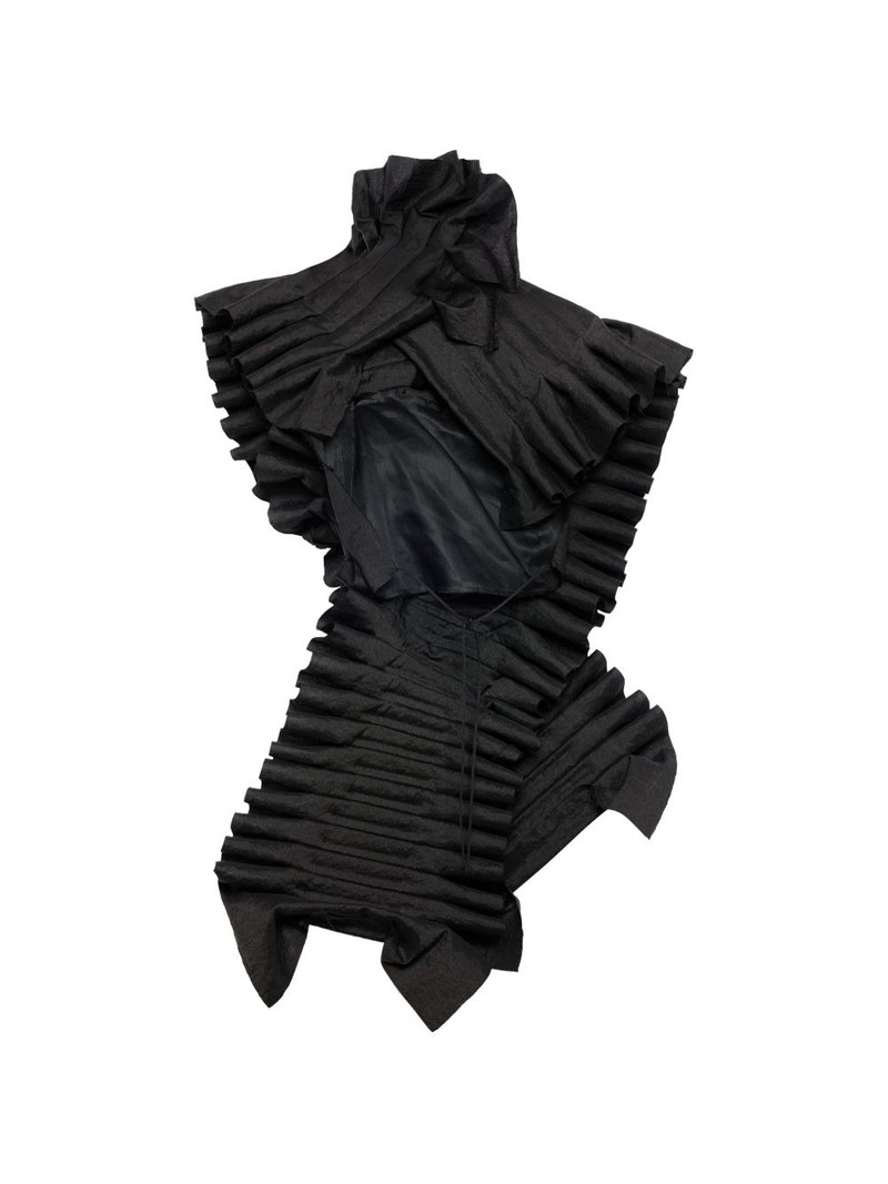 A.W.A.K.E. MODE ruffled top outlook