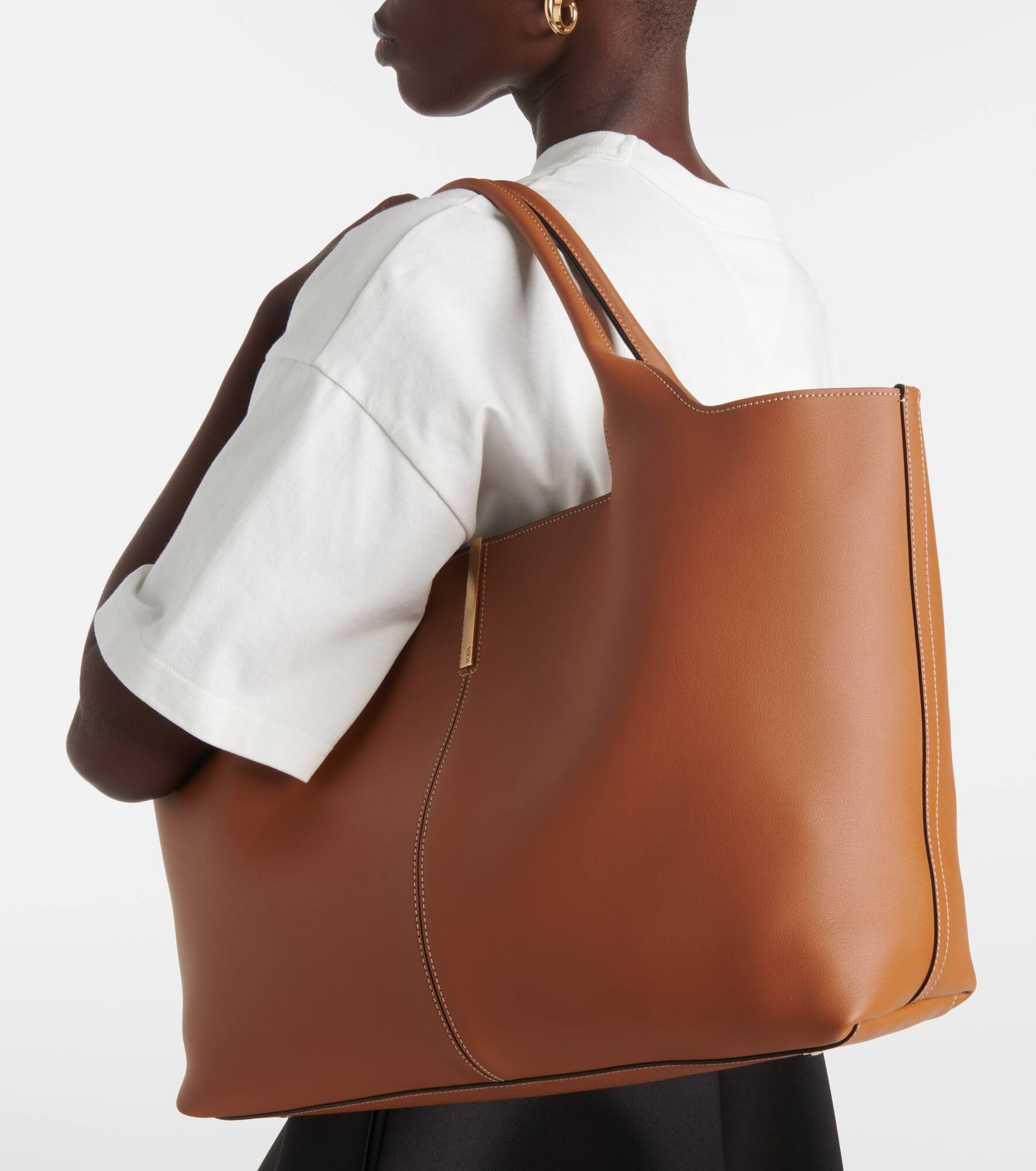 Medium leather tote bag - 6