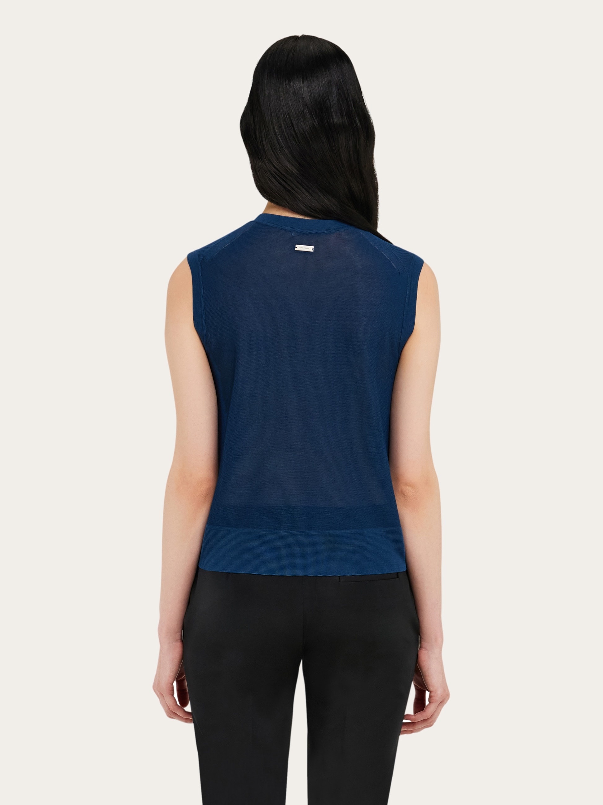 Sleeveless knitted top - 4