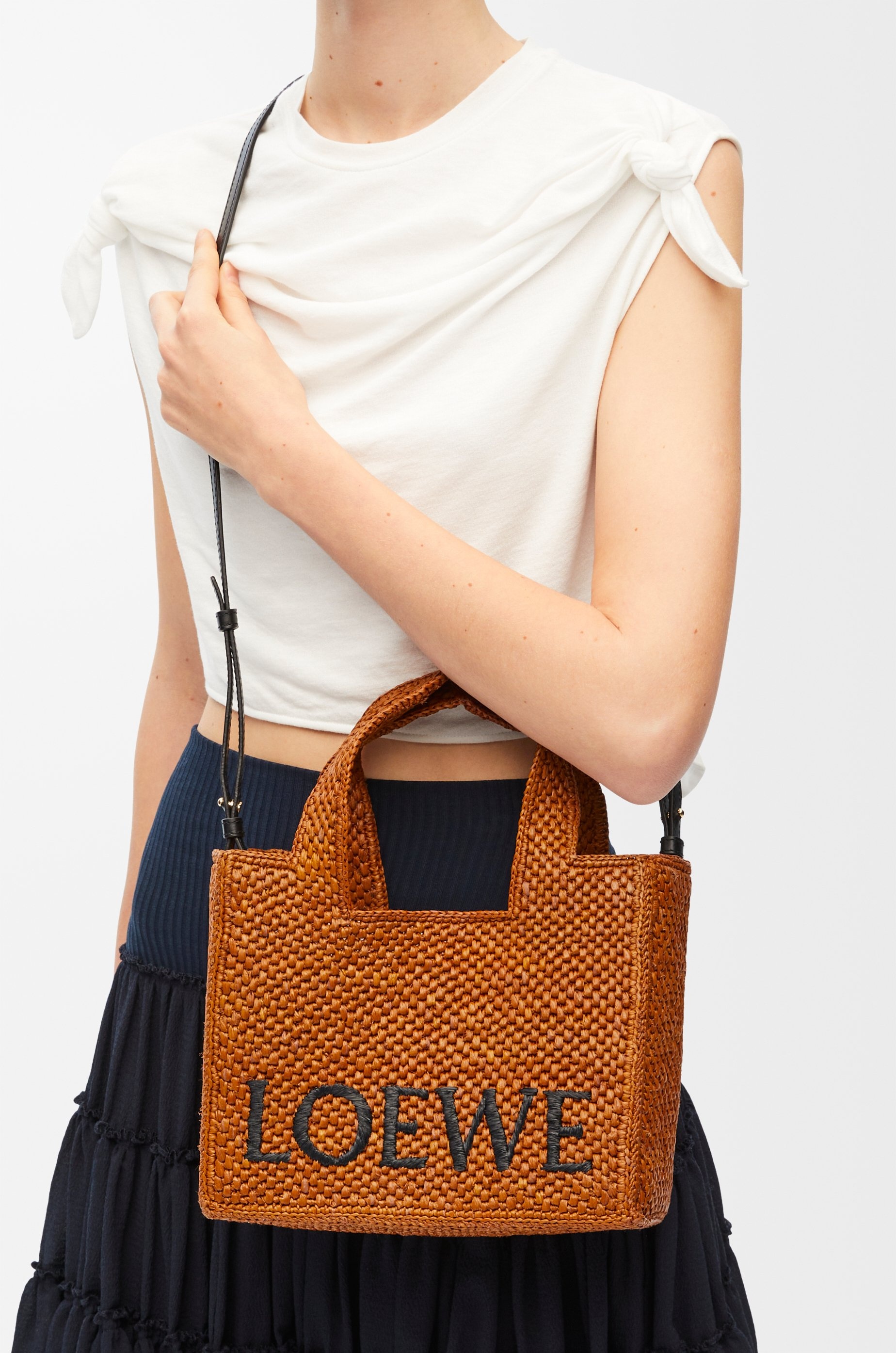 Small LOEWE Font tote in raffia - 3