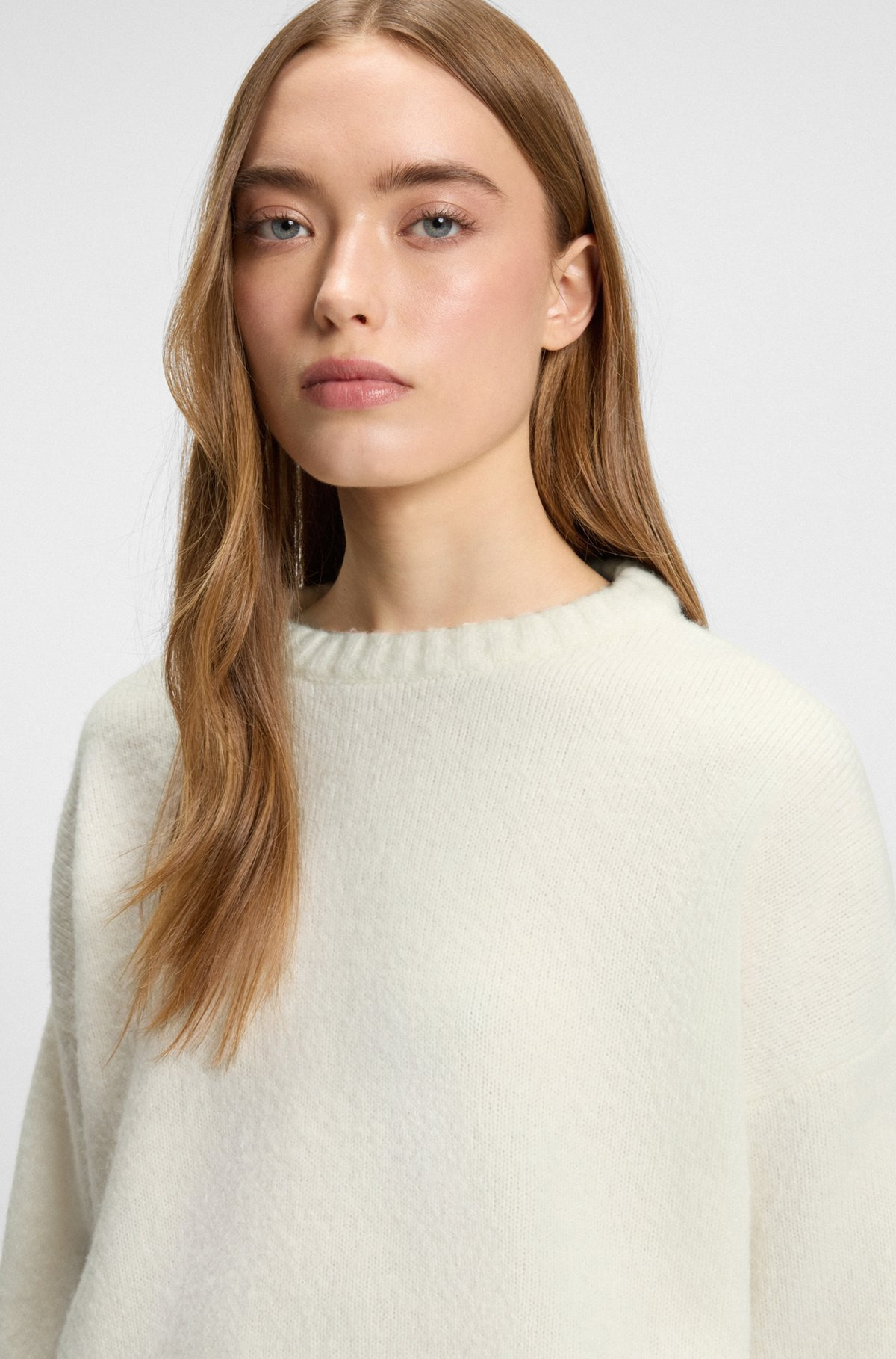 GALLERY COLLECTION OVERSIZED-FIT SWEATER IN A WOOL BLEND - 5