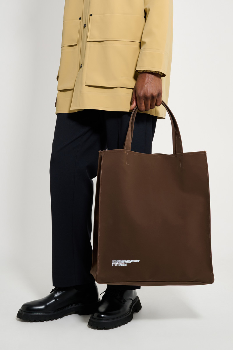 Stutterheim Stylist Bag Matte Dark Brown outlook
