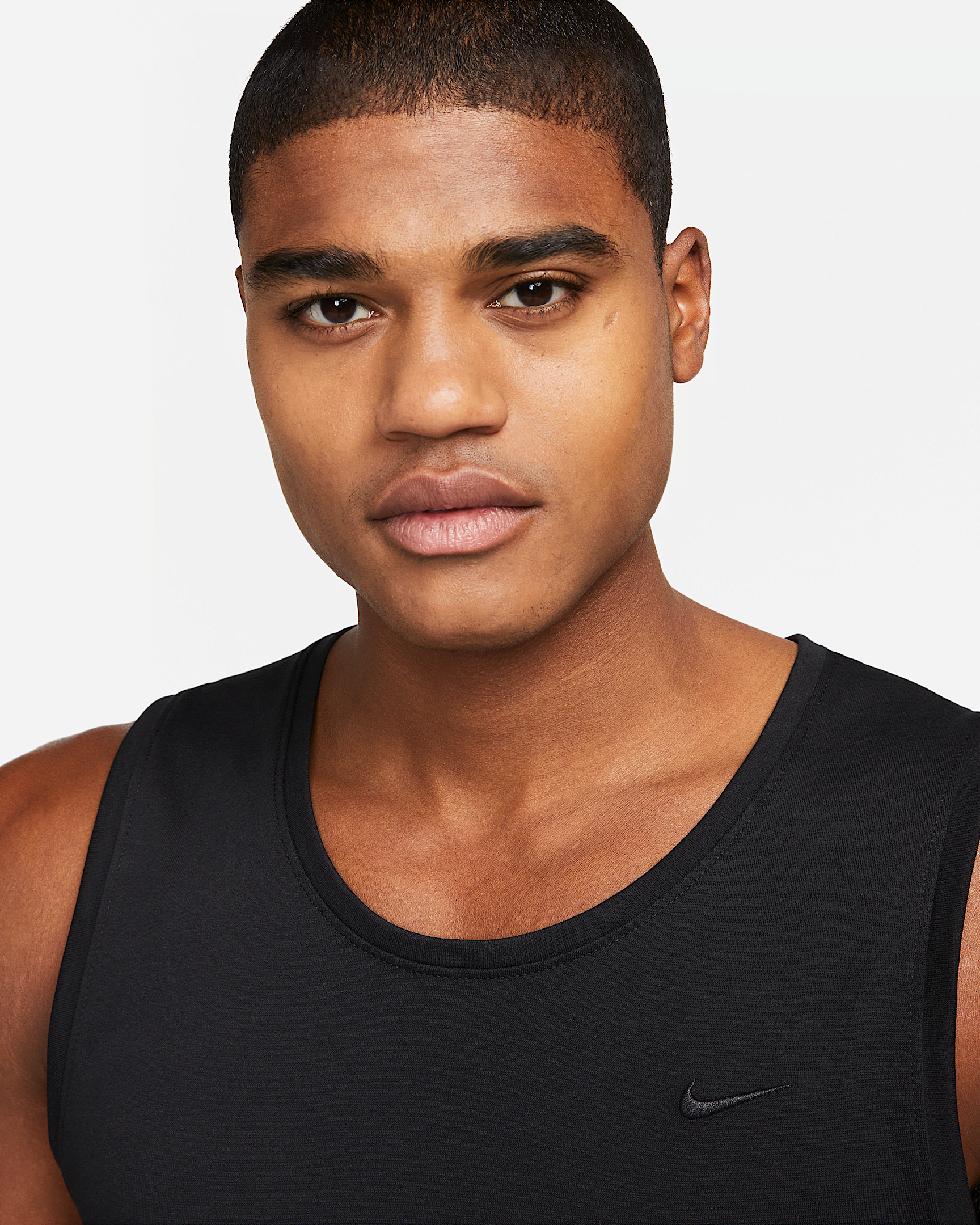 Nike Primary Men's Dri-FIT Versatile Tank - 3