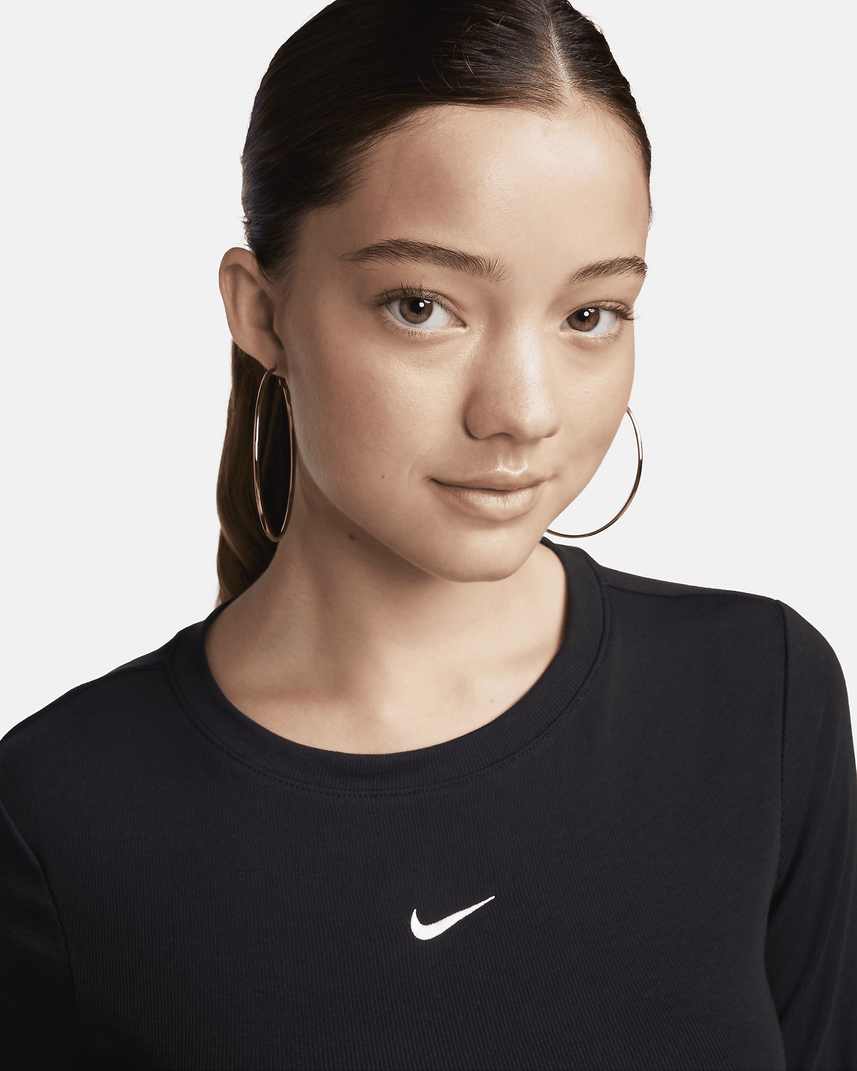 Nike Sportswear Essential Women's Ribbed Long-Sleeve Mod Crop Top - 3