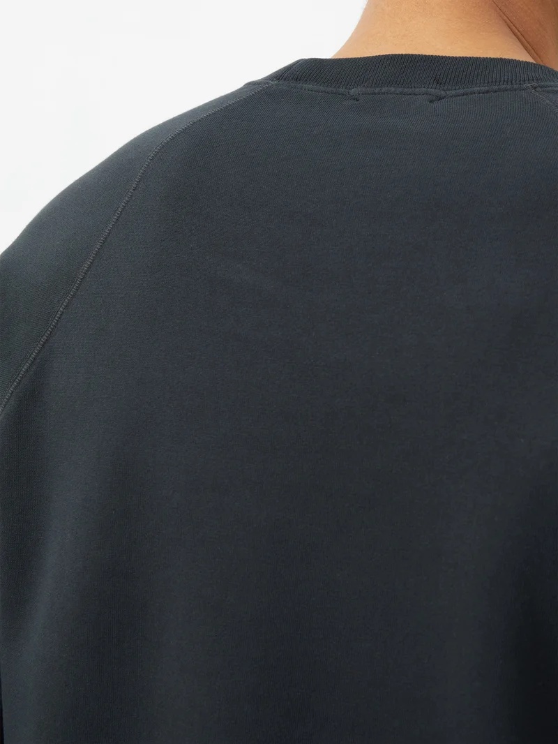 Garment-dyed crew-neck sweatshirt - 4