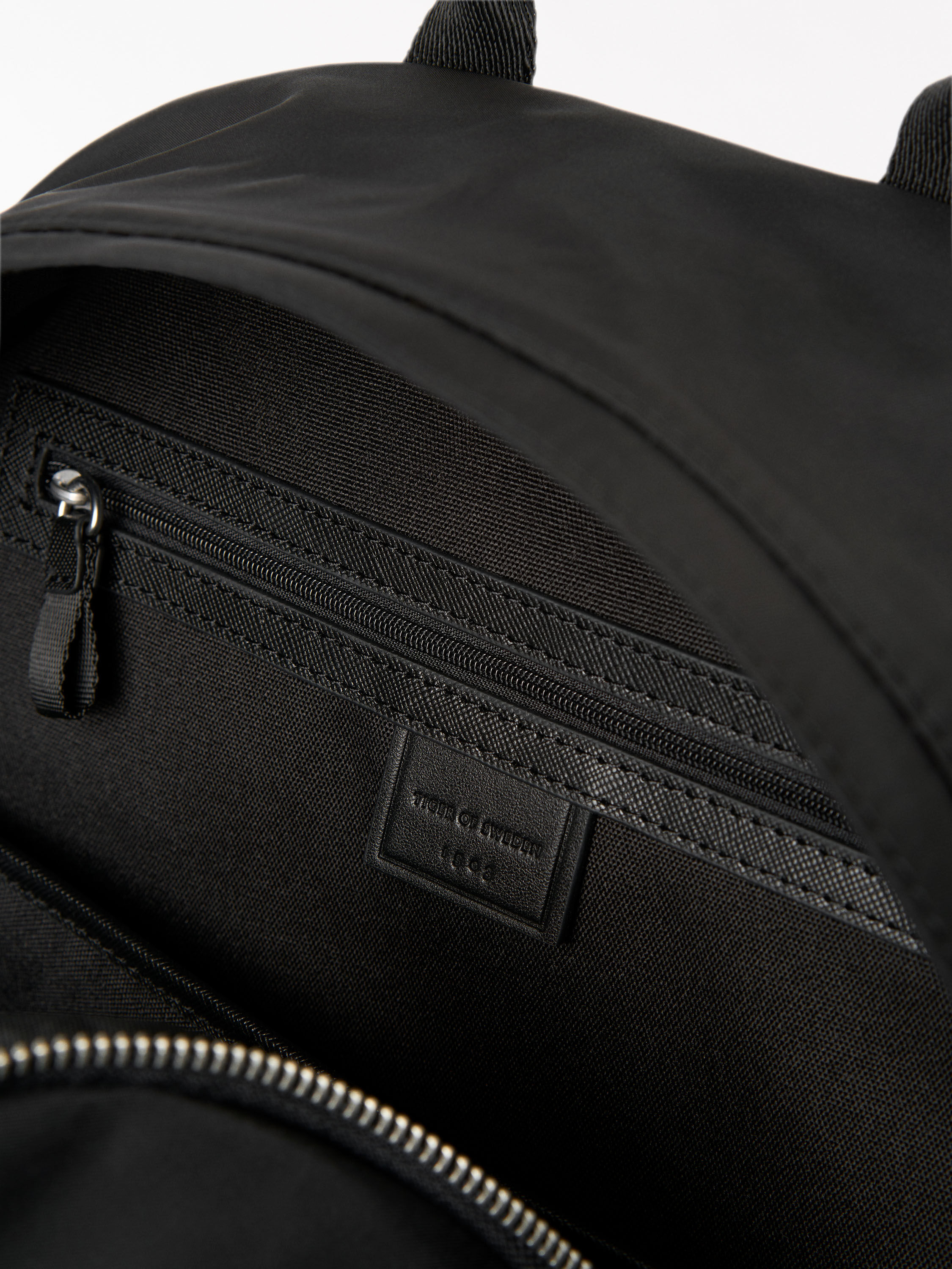 Dorsu Premium Backpack - 3