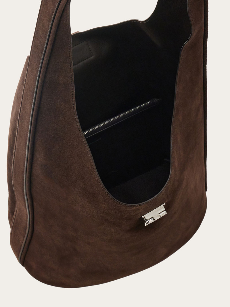 Ferragamo Hobo bag with buckle (L) 4