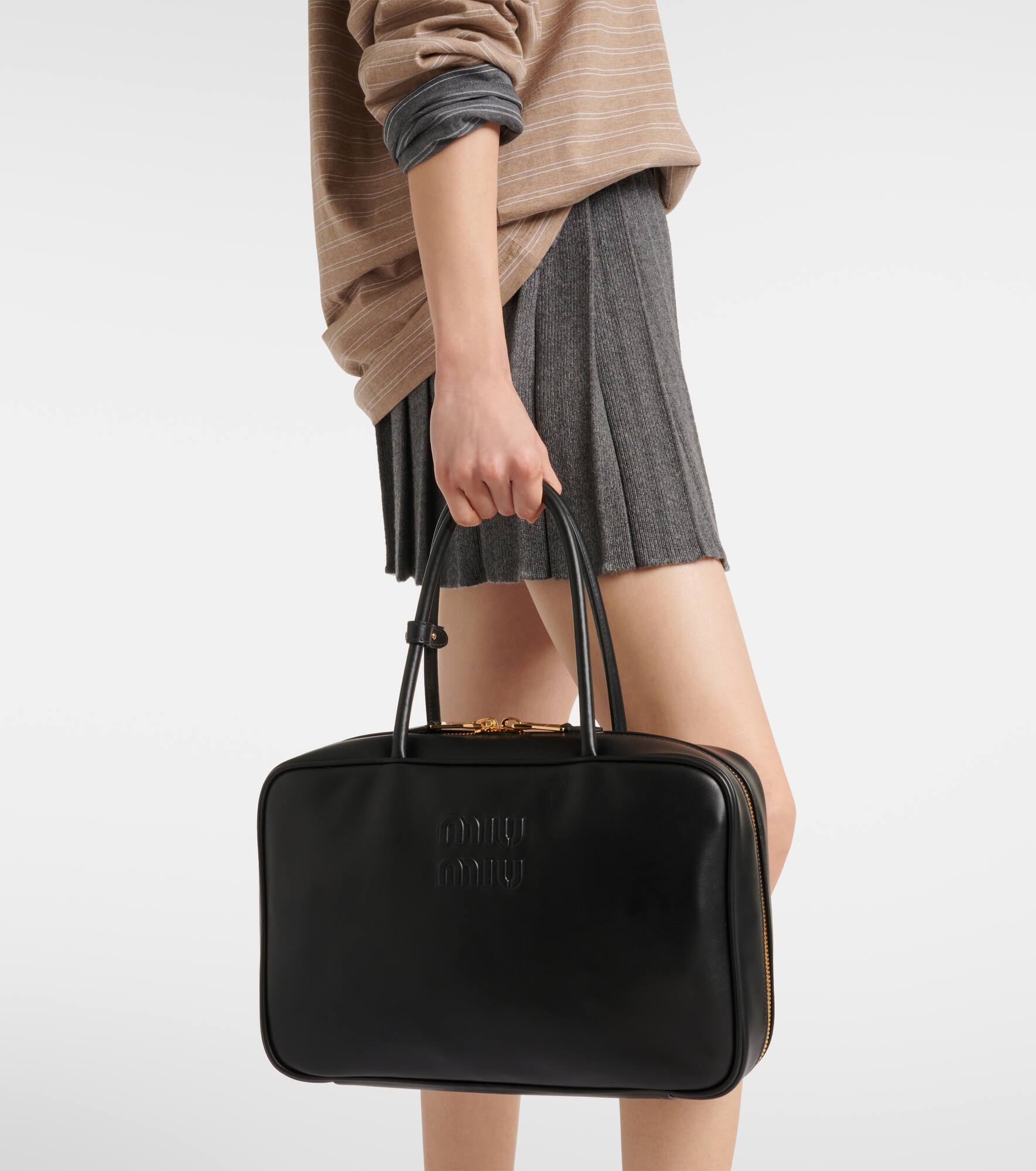 Medium leather tote bag - 6