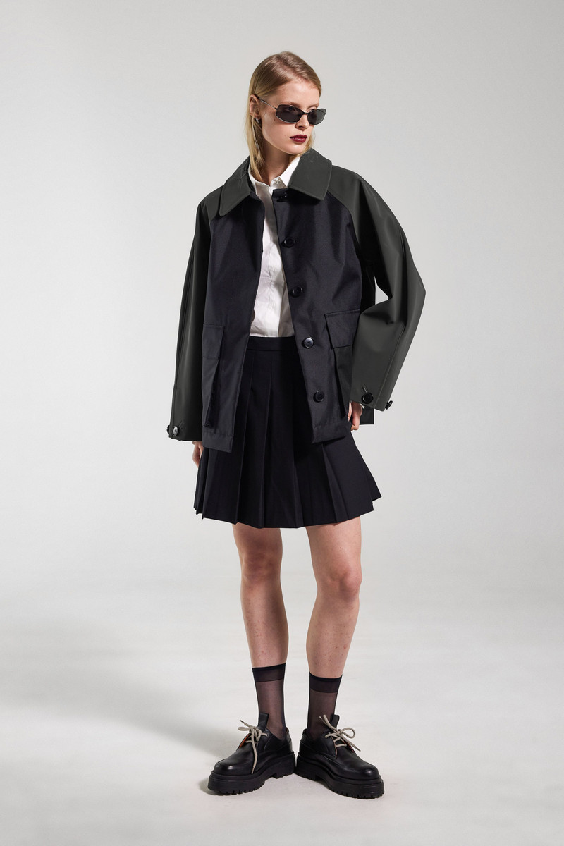 Bandhagen Patch Raincoat Black 1