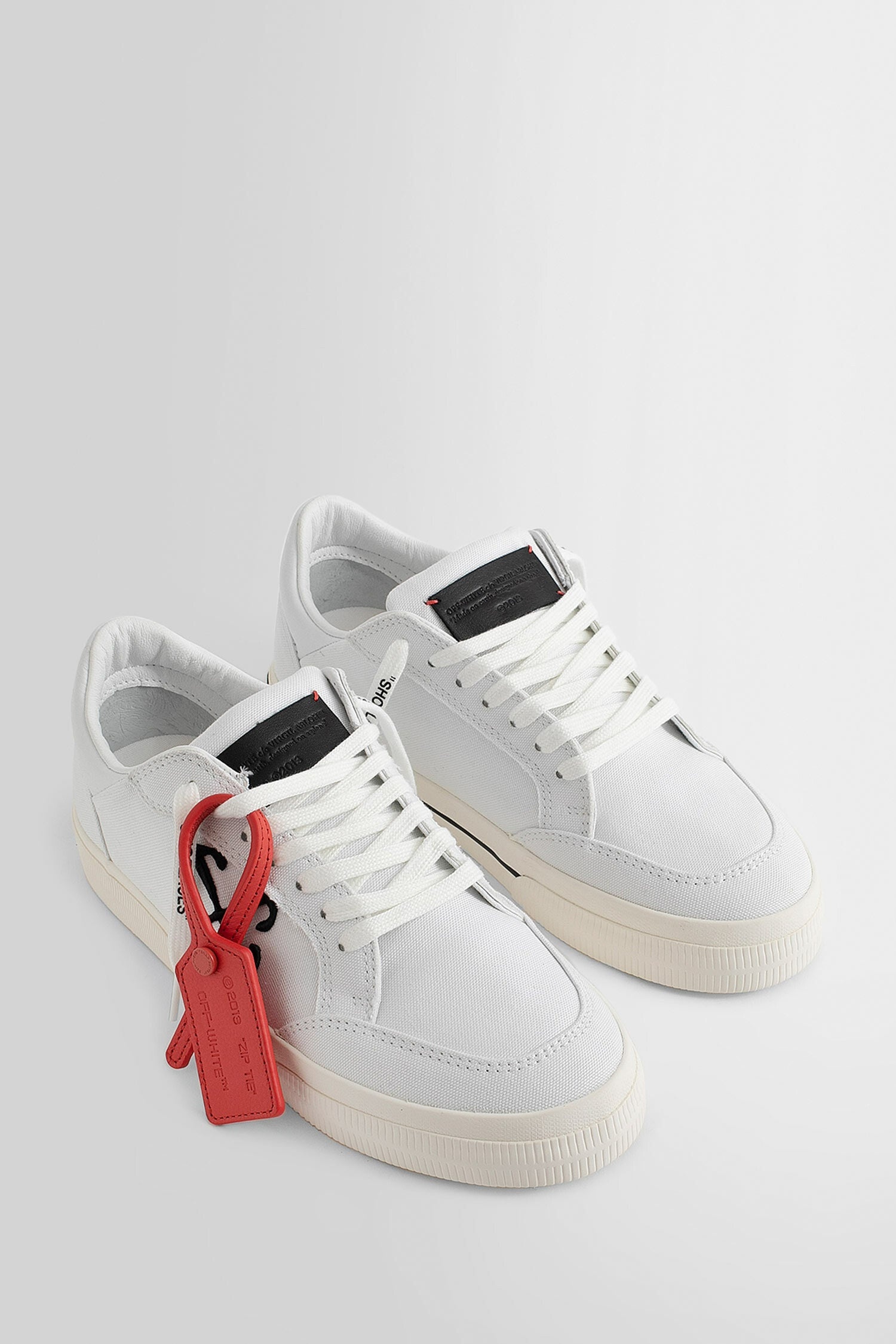 OFF-WHITE MAN WHITE SNEAKERS - 6