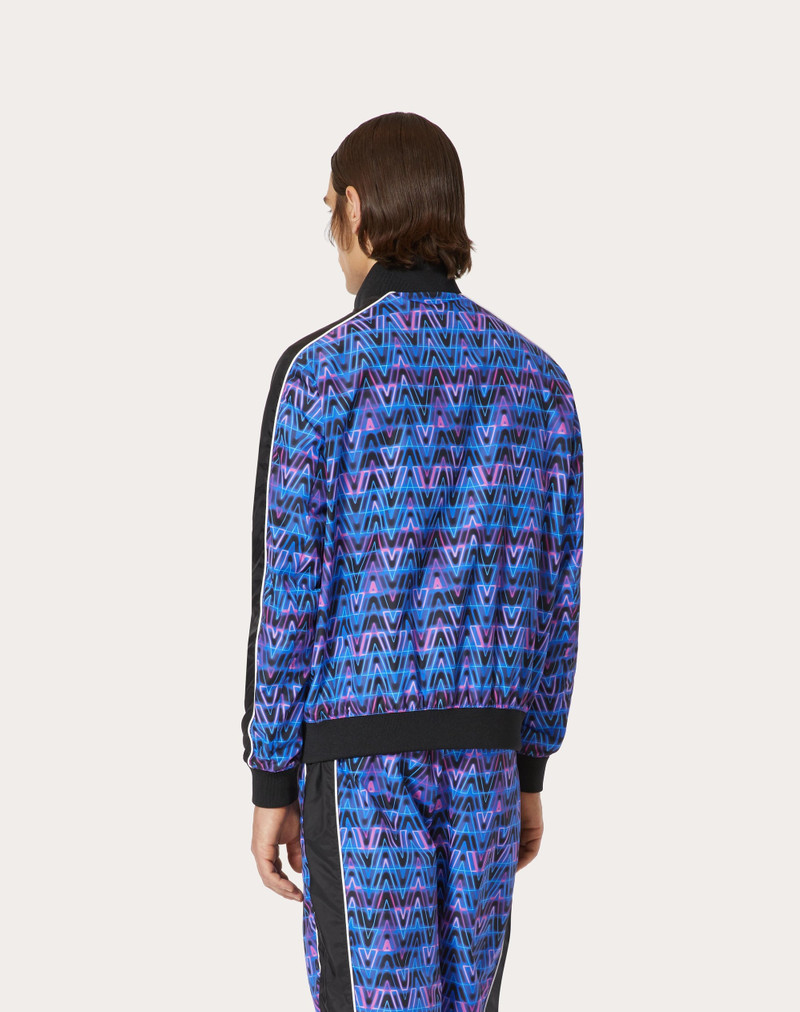 NYLON JACKET WITH V NEON OPTICAL PRINT 4