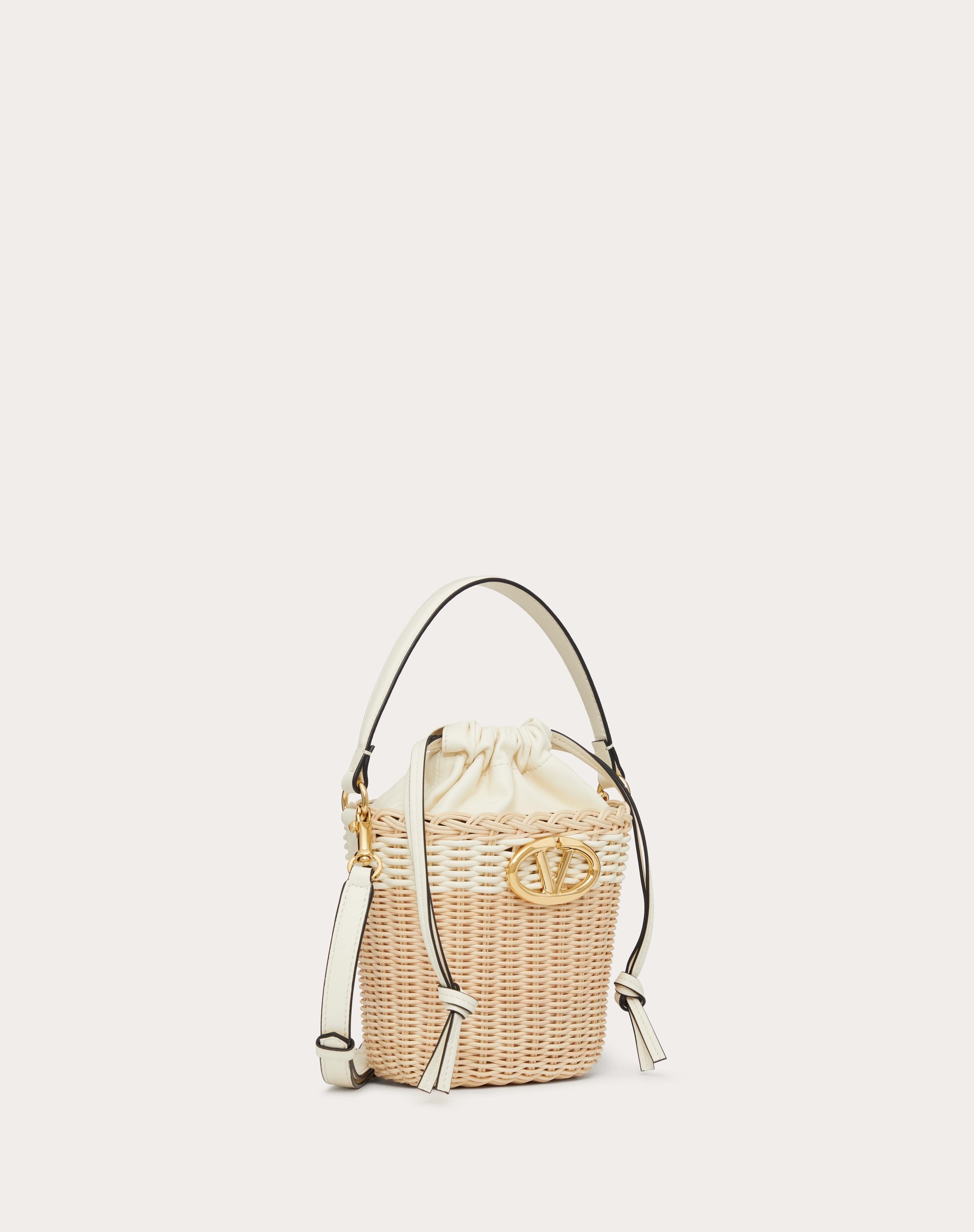 VLOGO SIGNATURE WICKER BUCKET BAG - 3