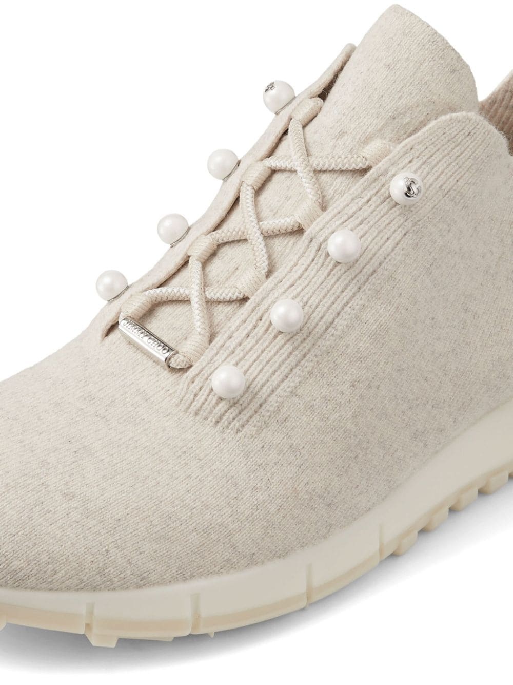 Veles trainers - 4