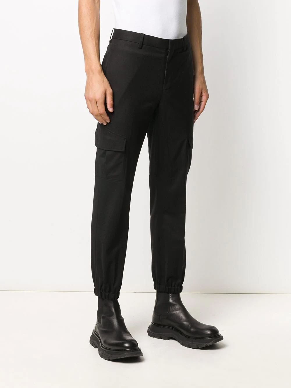 cropped elasticated-cuff trousers - 3