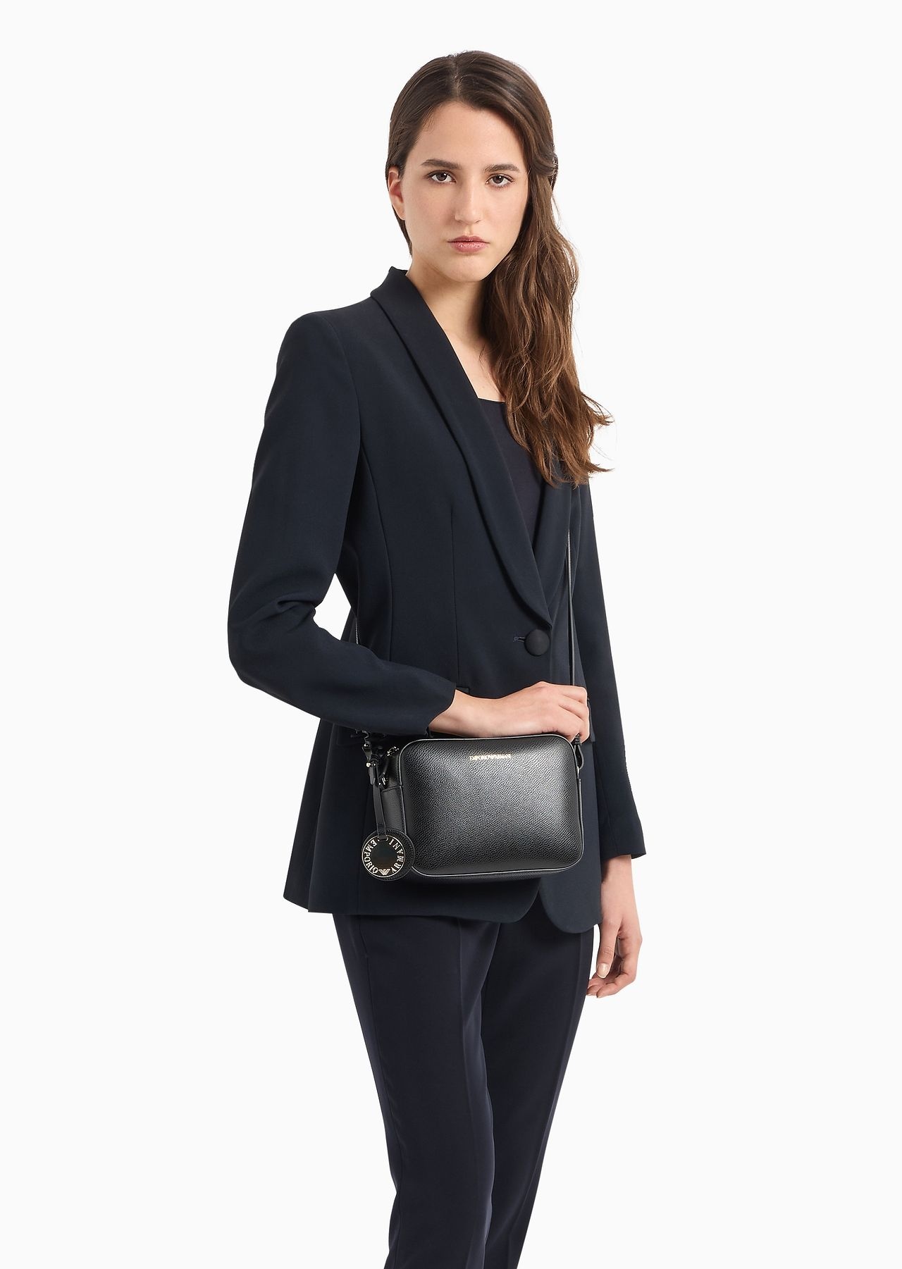 Palmellato leather-finish camera case with shoulder strap - 6