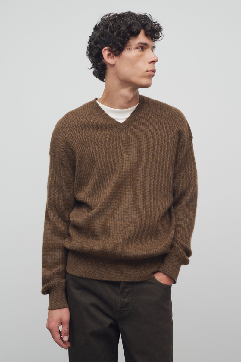 Thayer Sweater in Cashmere and Silk 3