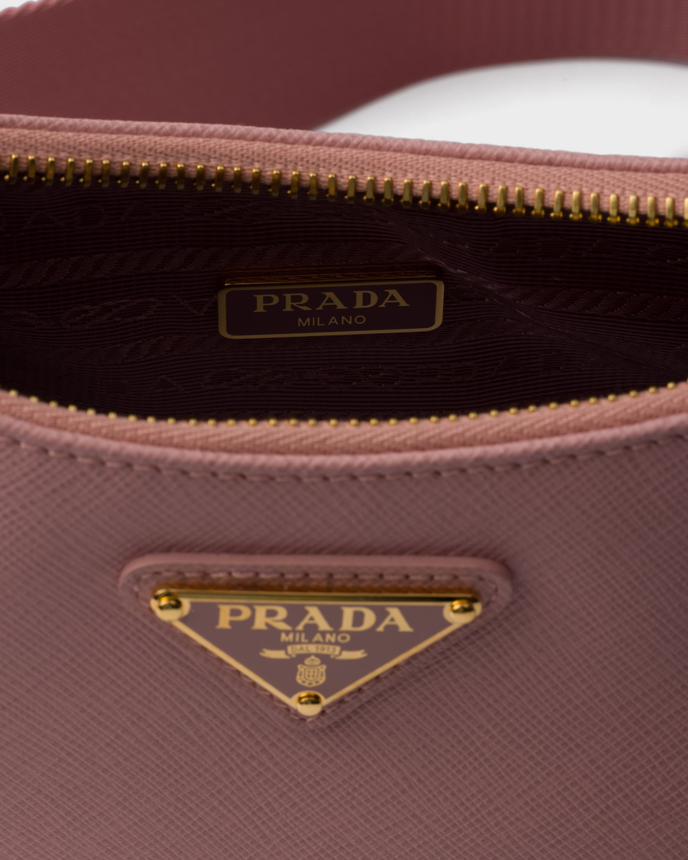 Prada Re-Edition 2005 Saffiano leather bag - 4