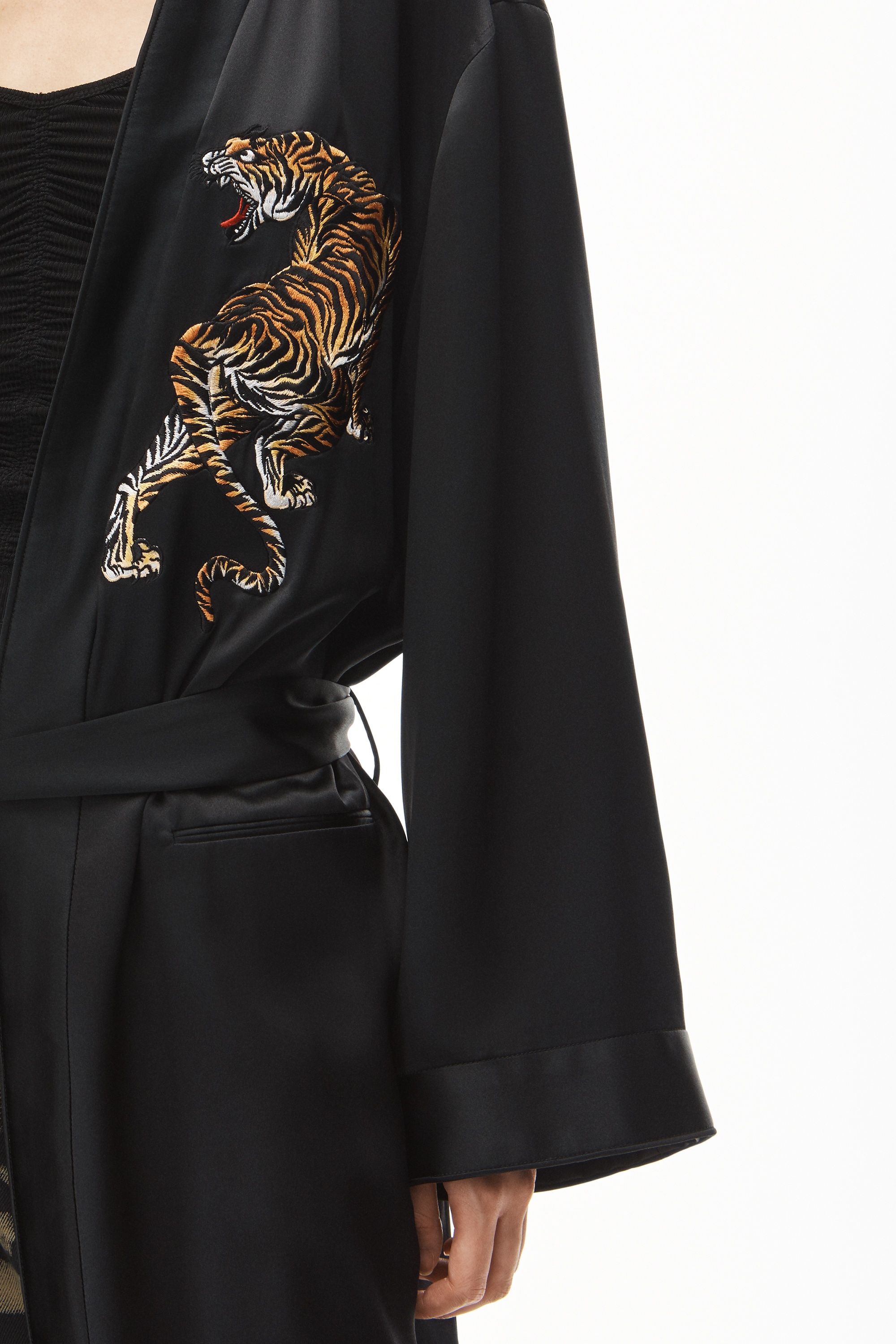 TIGER EMBROIDERY ROBE IN SILK CHARMEUSE - 6