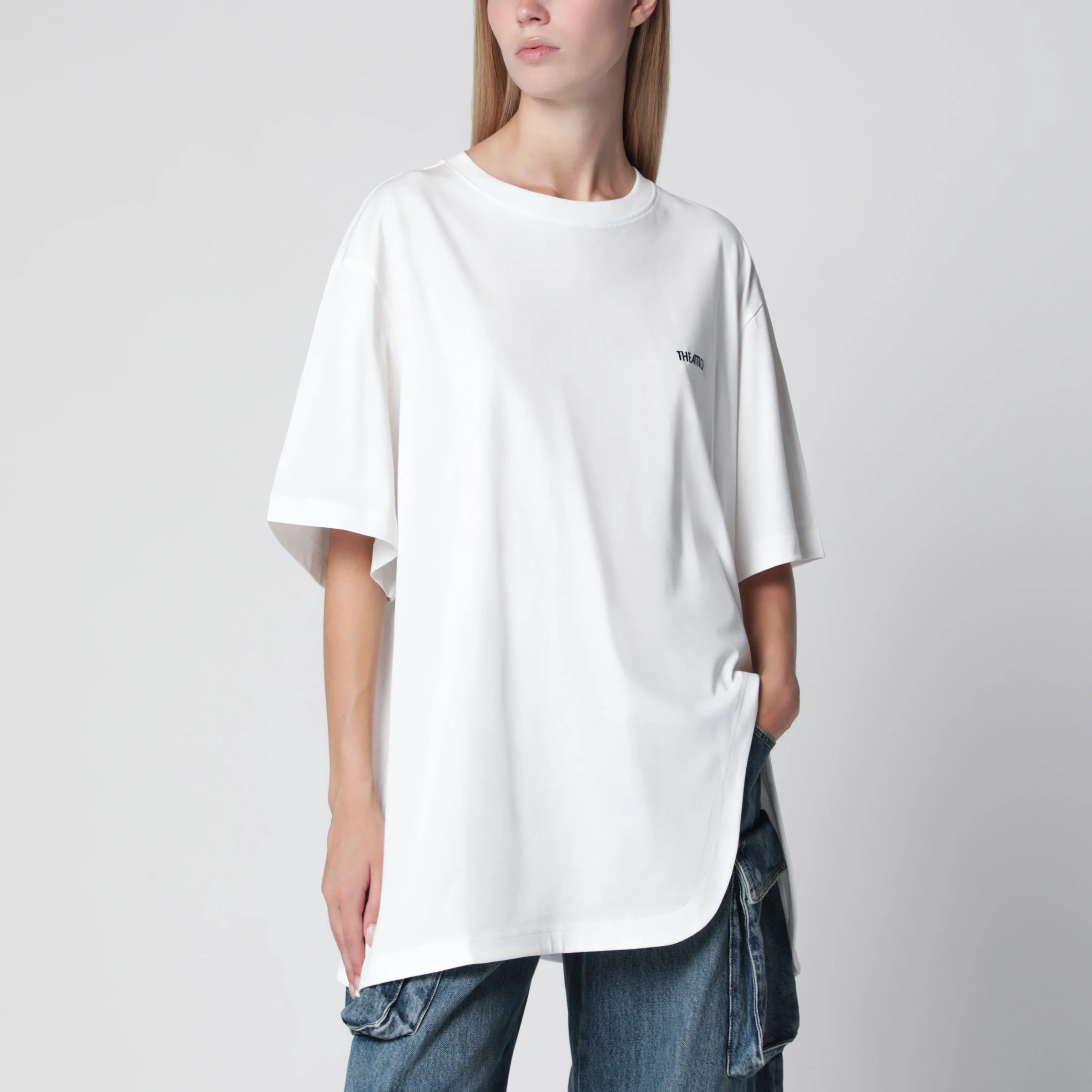 Oversized cotton jersey T-shirt with cutout hem, white - 1