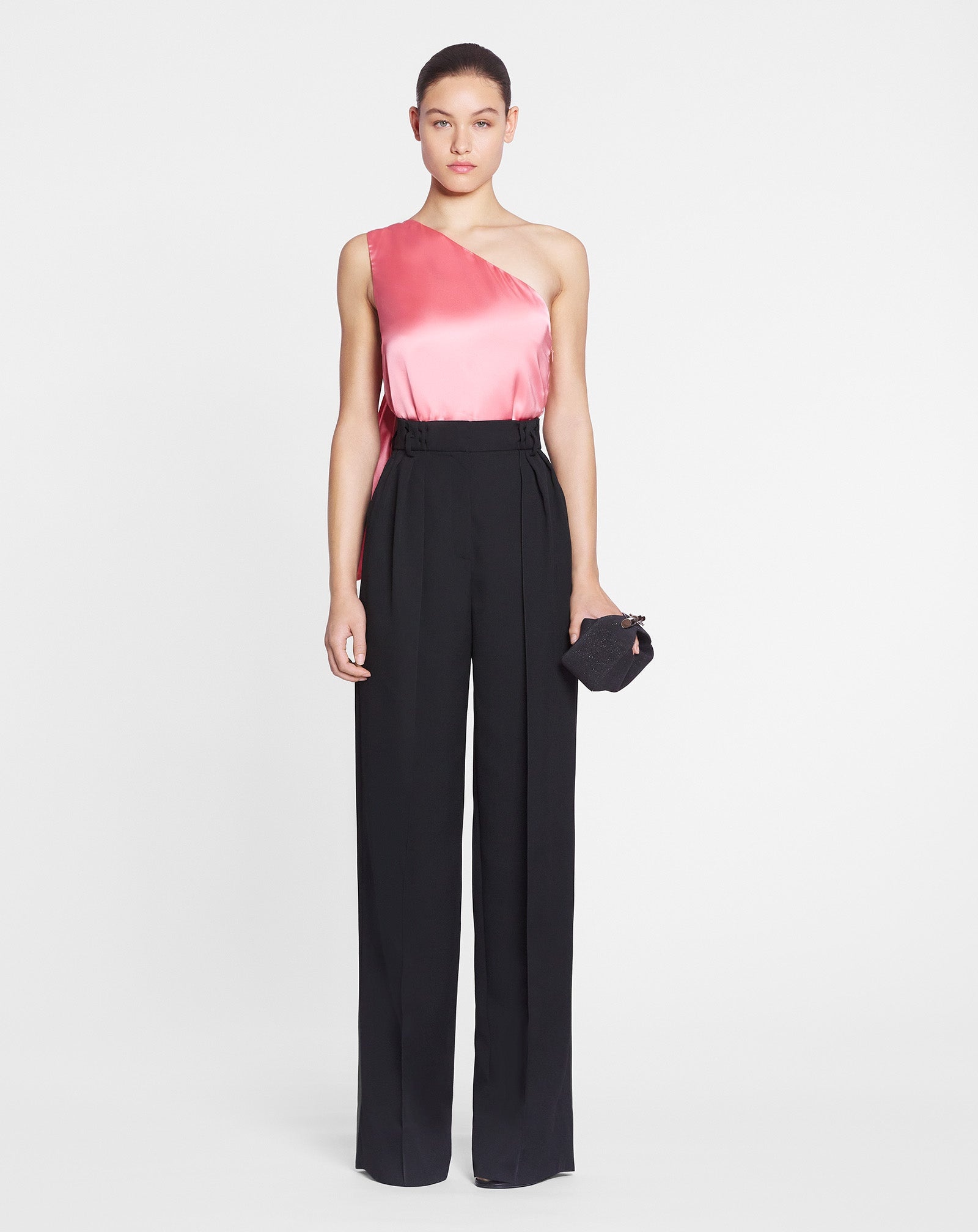ASYMMETRICAL TOP WITH A RIBBON DETAIL - 2