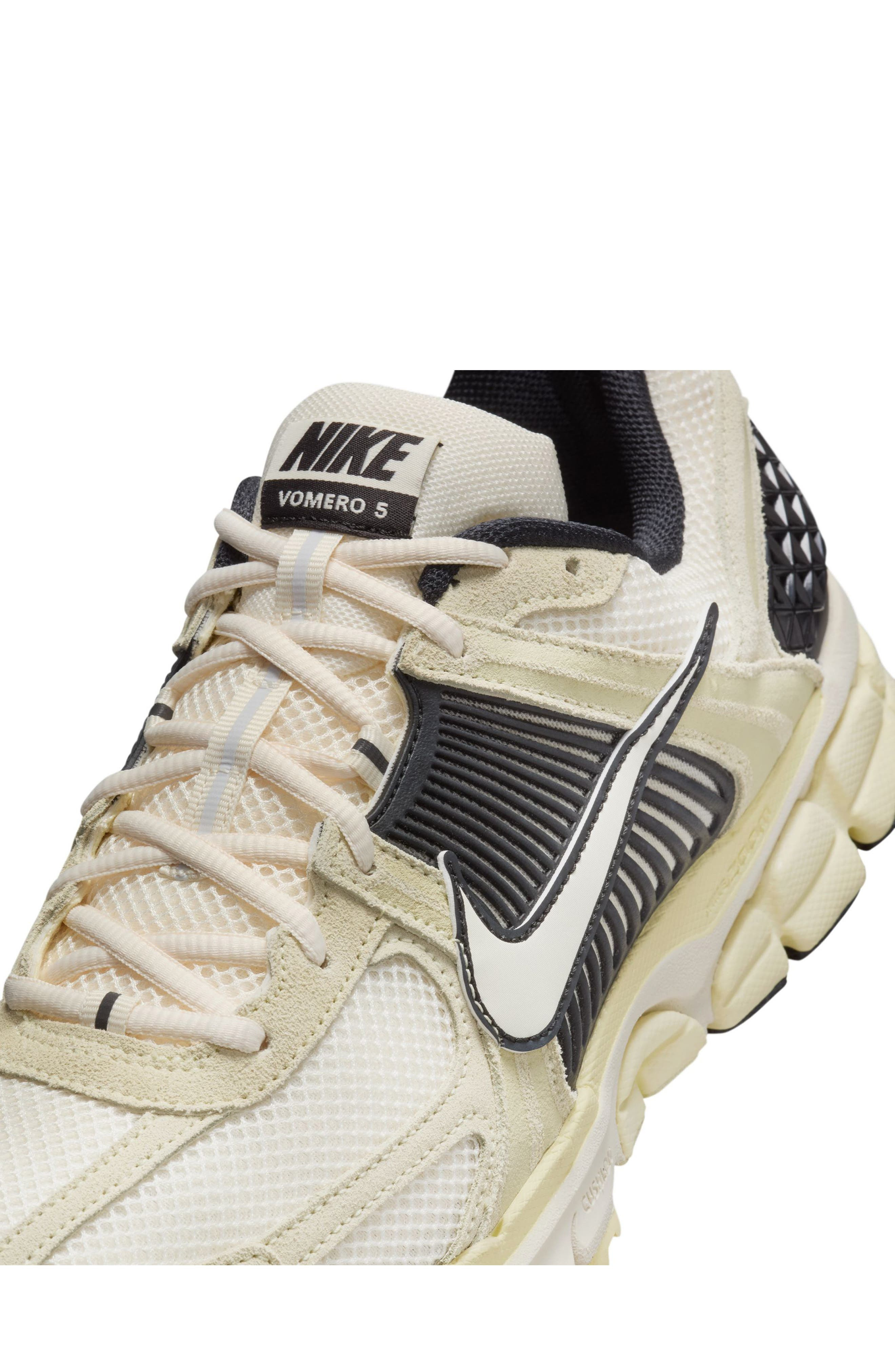 Nike Zoom Vomero 5 Premium Sneaker in Alabaster/Ivory/Black/White at Nordstrom - 8