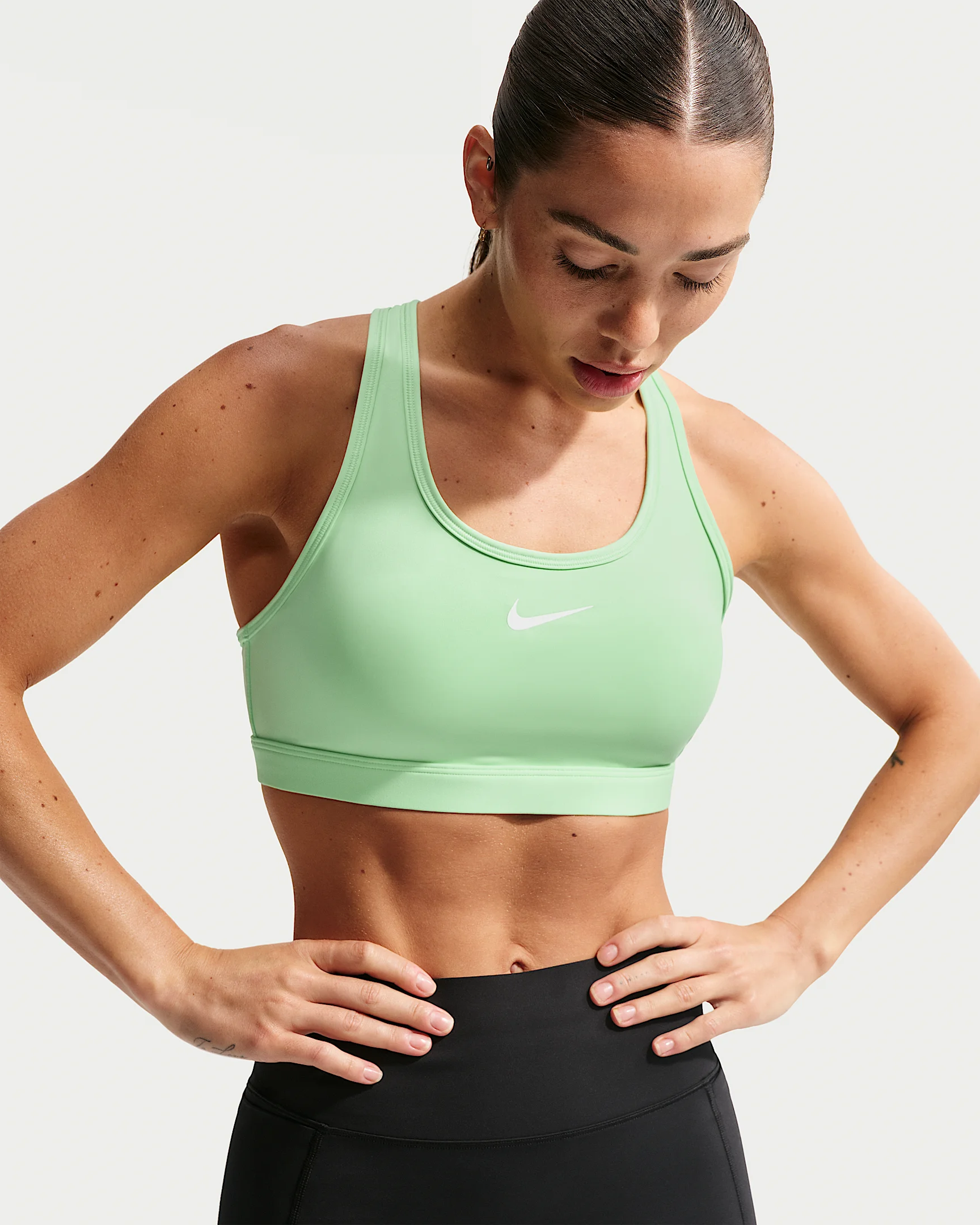 Nike Swoosh Women's Medium-Support Padded Sports Bra - 1