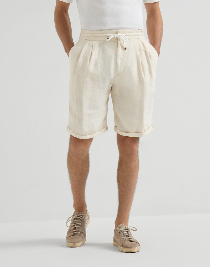Garment-dyed Bermuda shorts in linen gabardine with drawstring and pleat 2