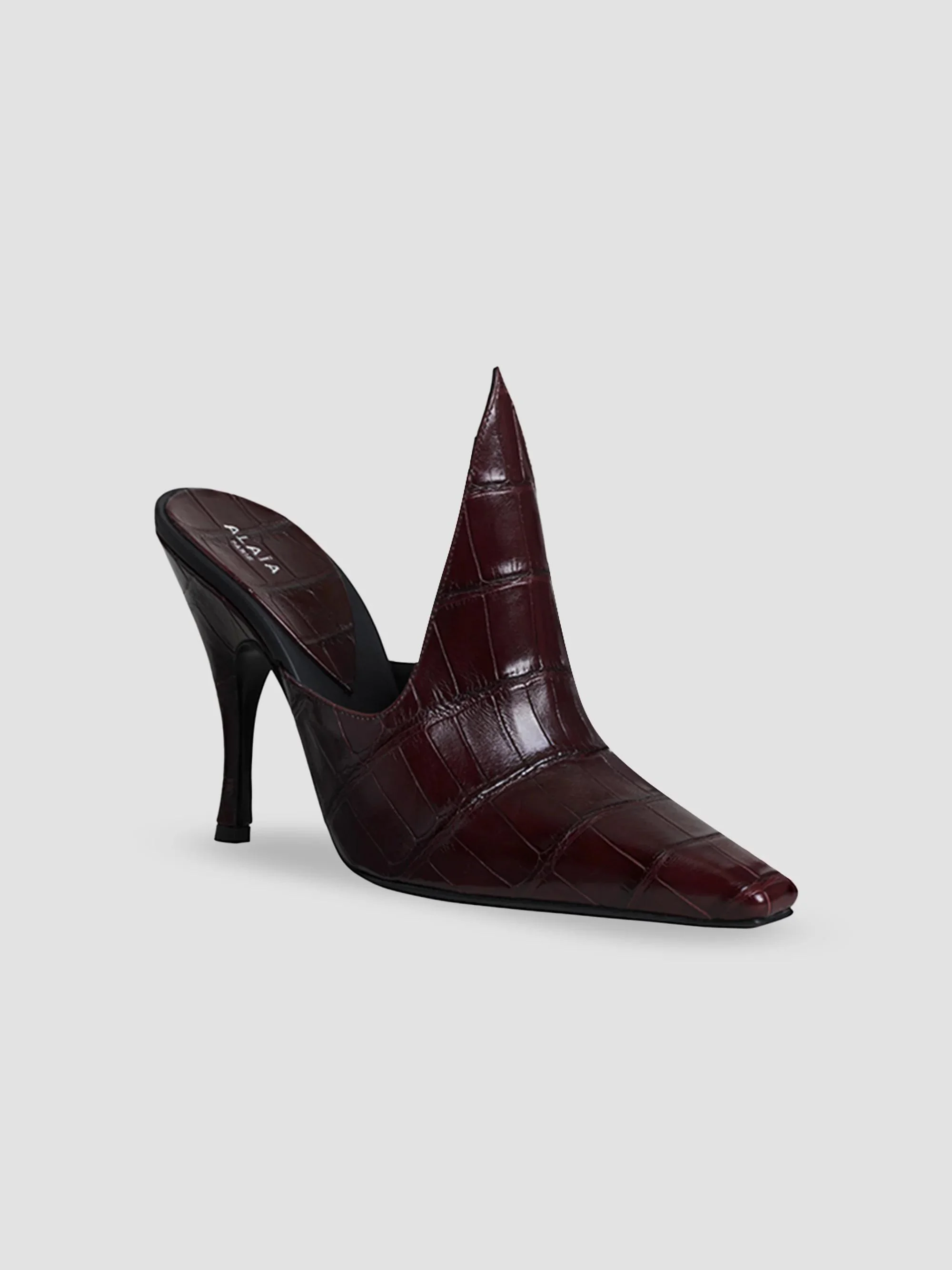 Women's 100MM Crocodile Embossed Mules - Marron Fonce - 1