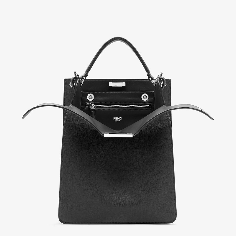 Peekaboo X-Lite Small 1