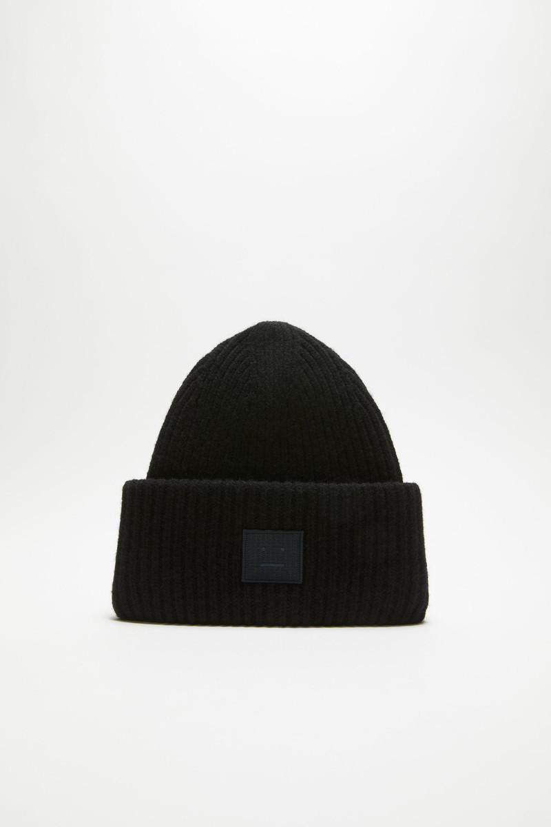 Large face logo beanie - Black 1