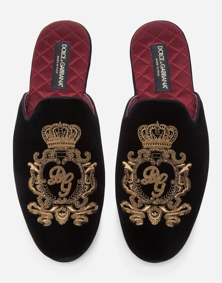 Velvet slippers with coat of arms embroidery - 4