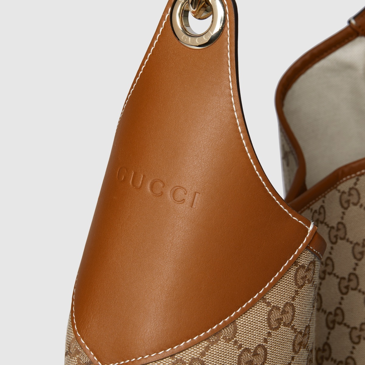 Gucci B large shoulder bag - 4