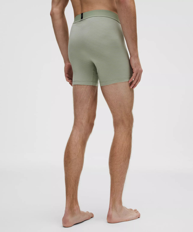 lululemon Always In Motion Boxer 5" outlook