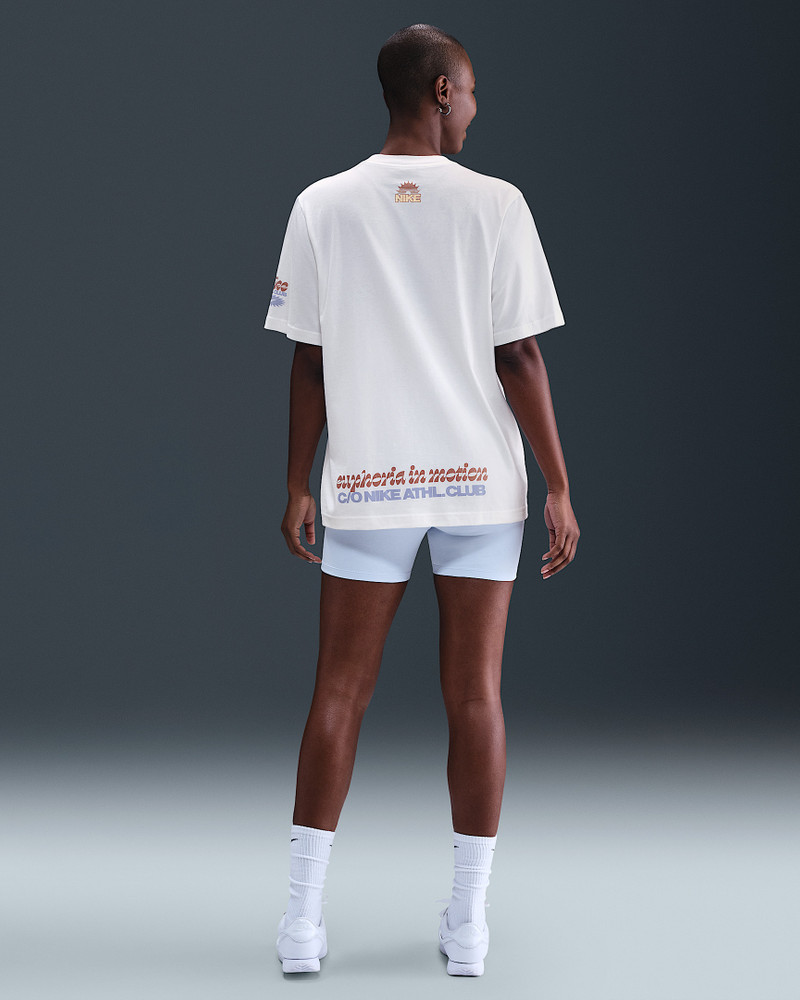 Nike Sportswear Essentials Women's Loose T-Shirt 5