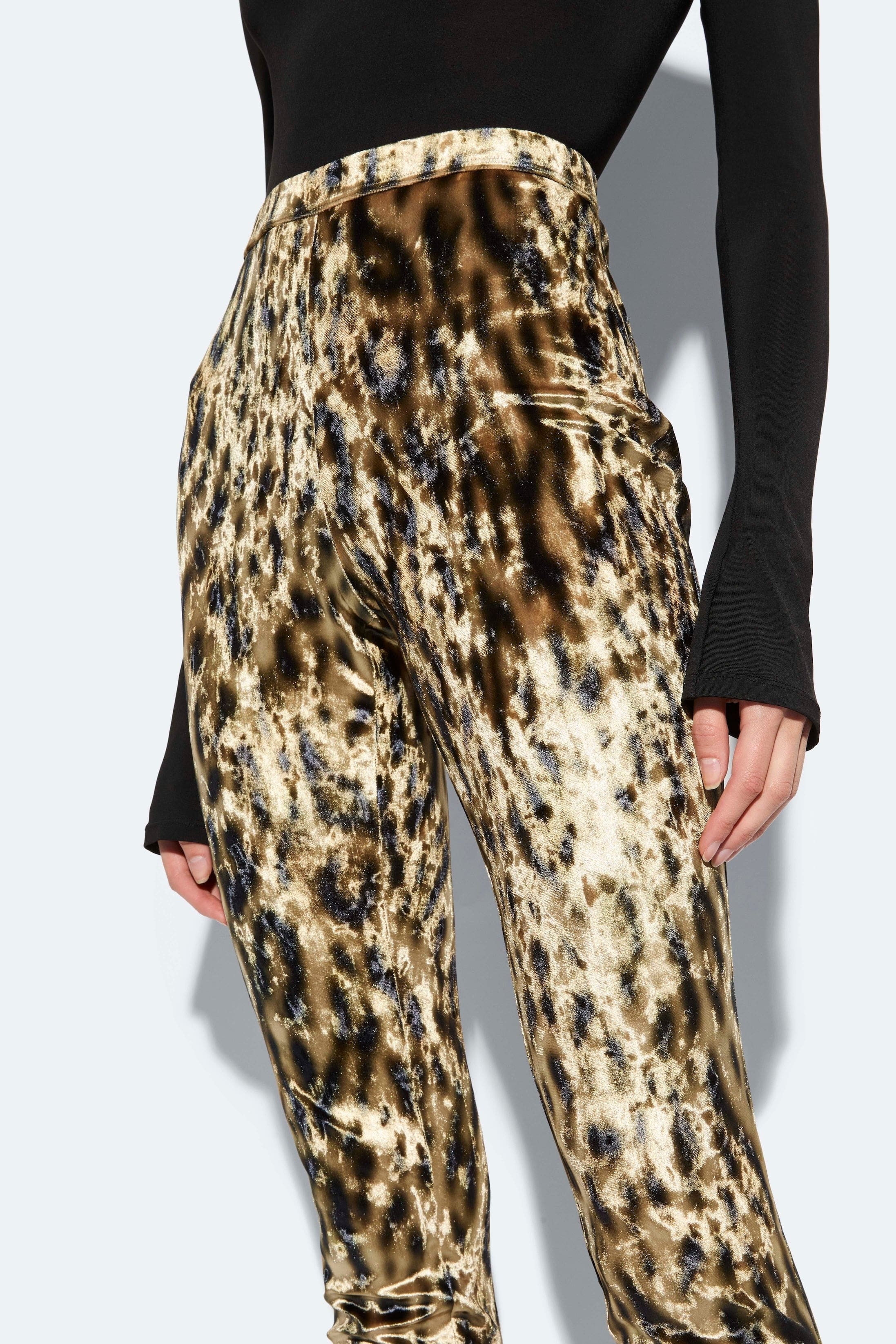 Velvet Leopard Split Hem Legging - 4