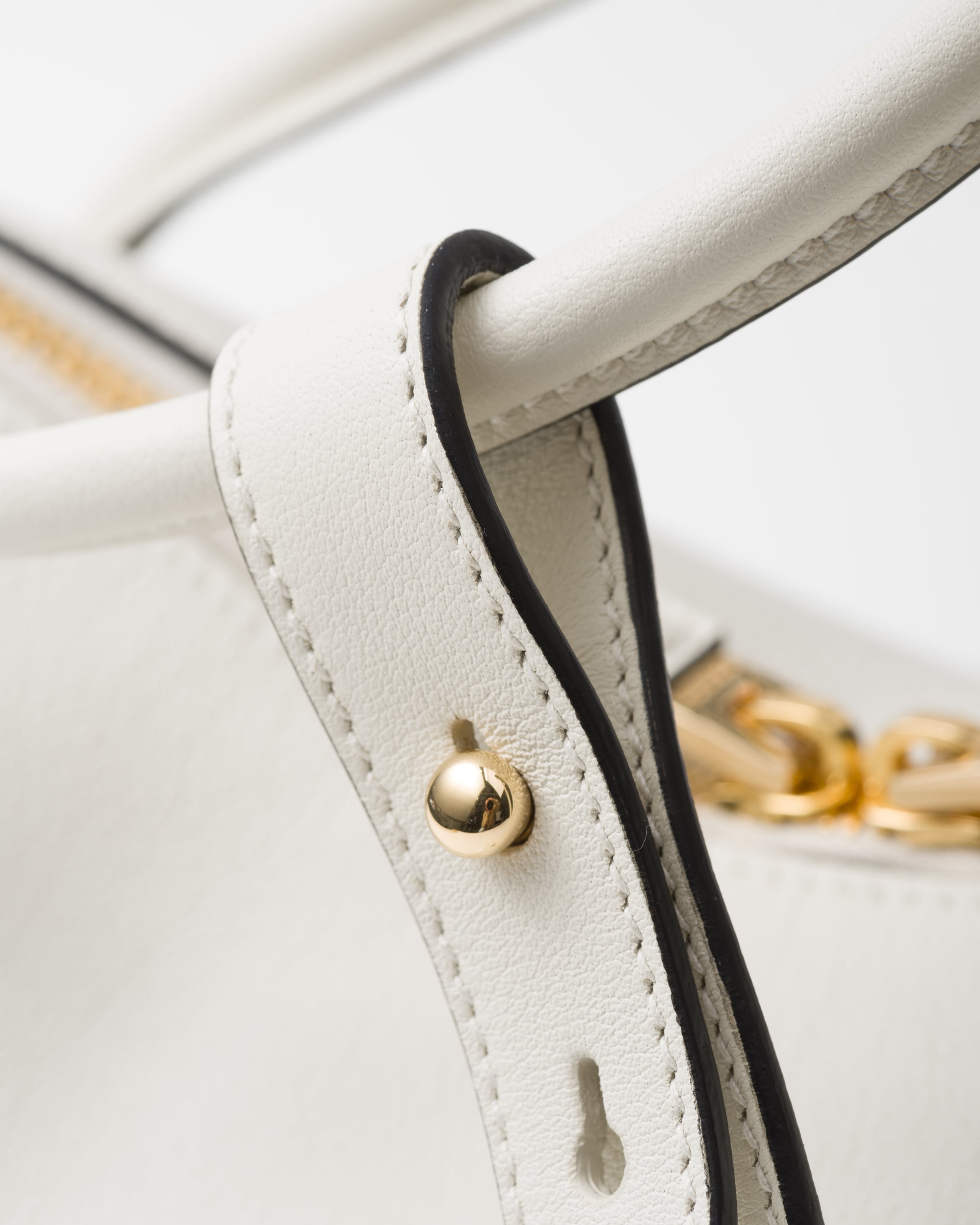 Leather handbag - 6