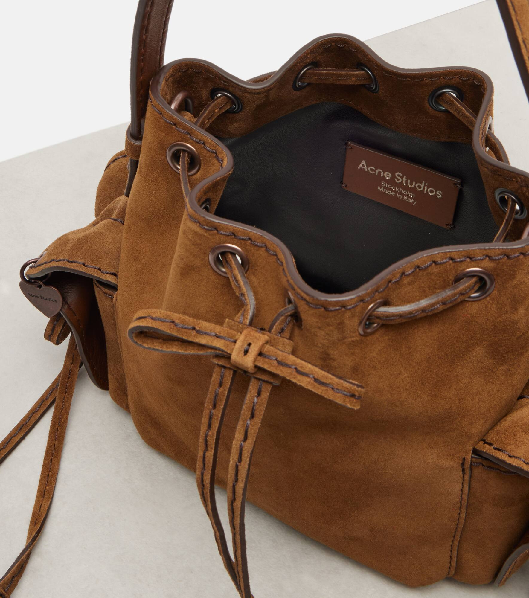 Multipocket Mini suede bucket bag - 3