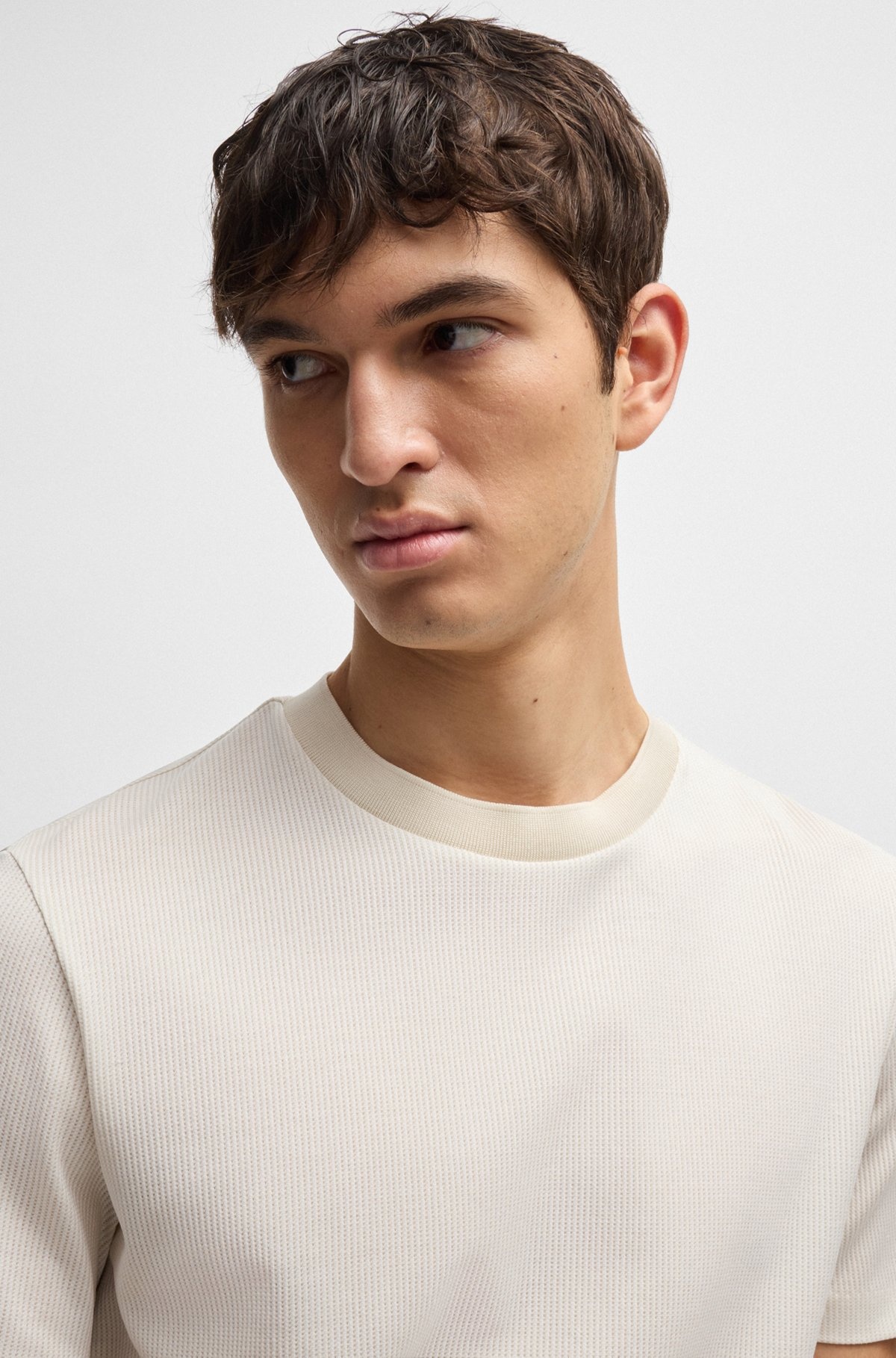 REGULAR-FIT T-SHIRT IN STRUCTURED COTTON - 3