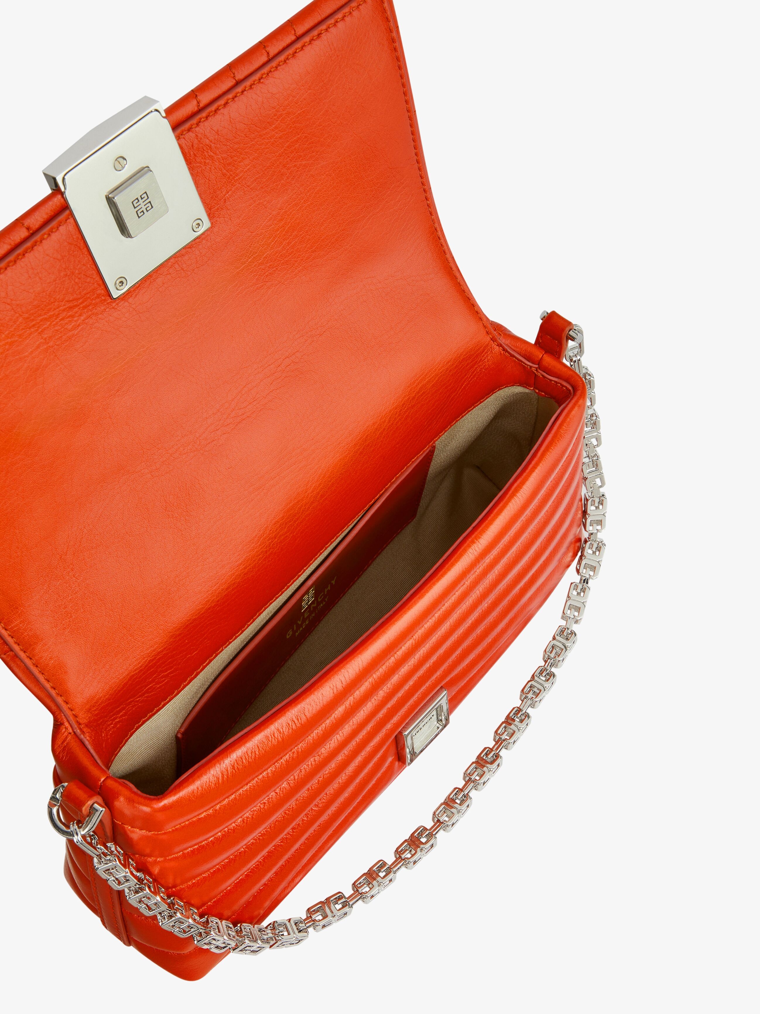 SMALL 4G SOFT BAG IN QUILTED LEATHER - 7