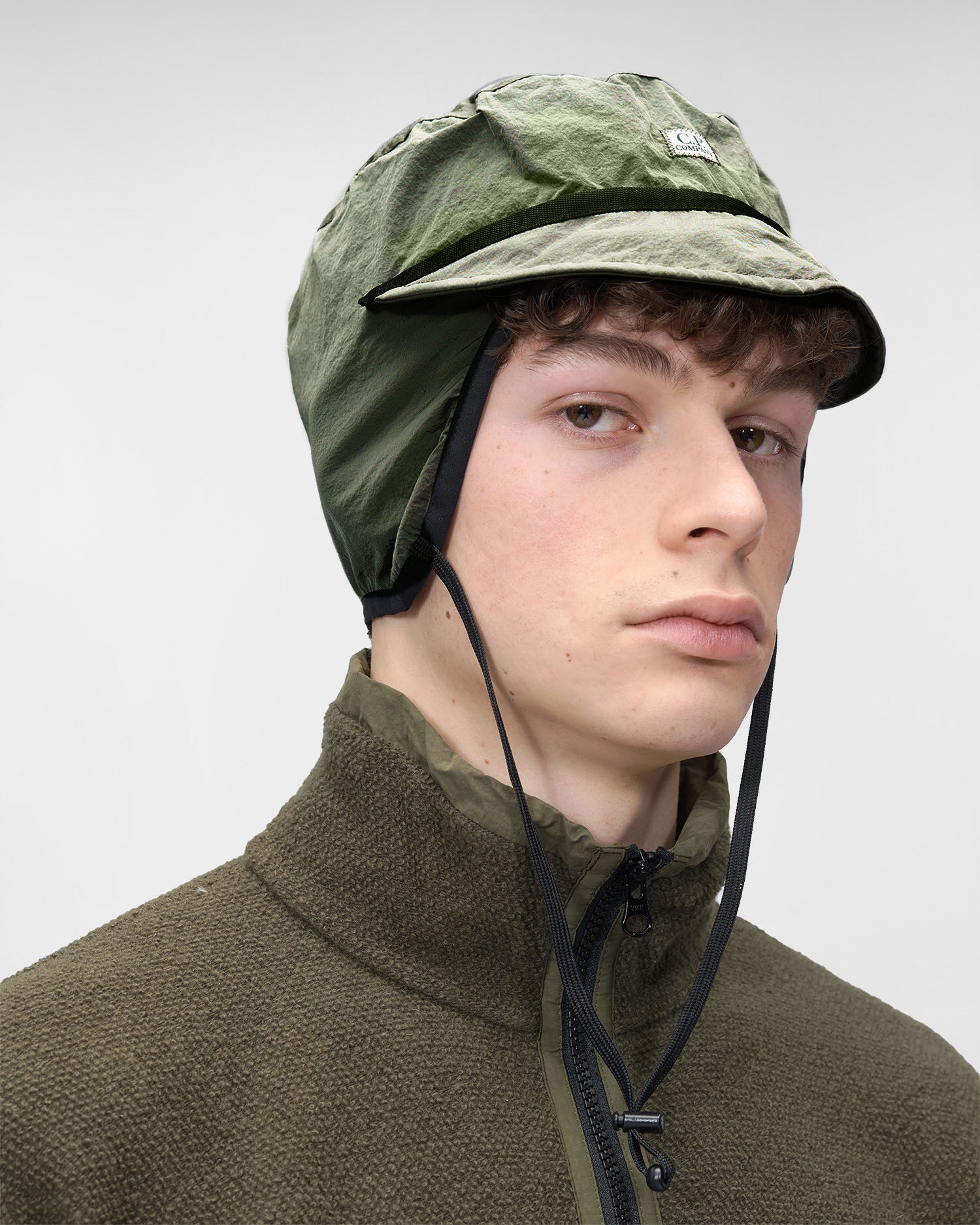CP COMPANY｜ (Chrome-R Earflap Cap (17CMAC083A 005904A 9 C.P. Company Chrome-R Earflap Cap | REVERSIBLE