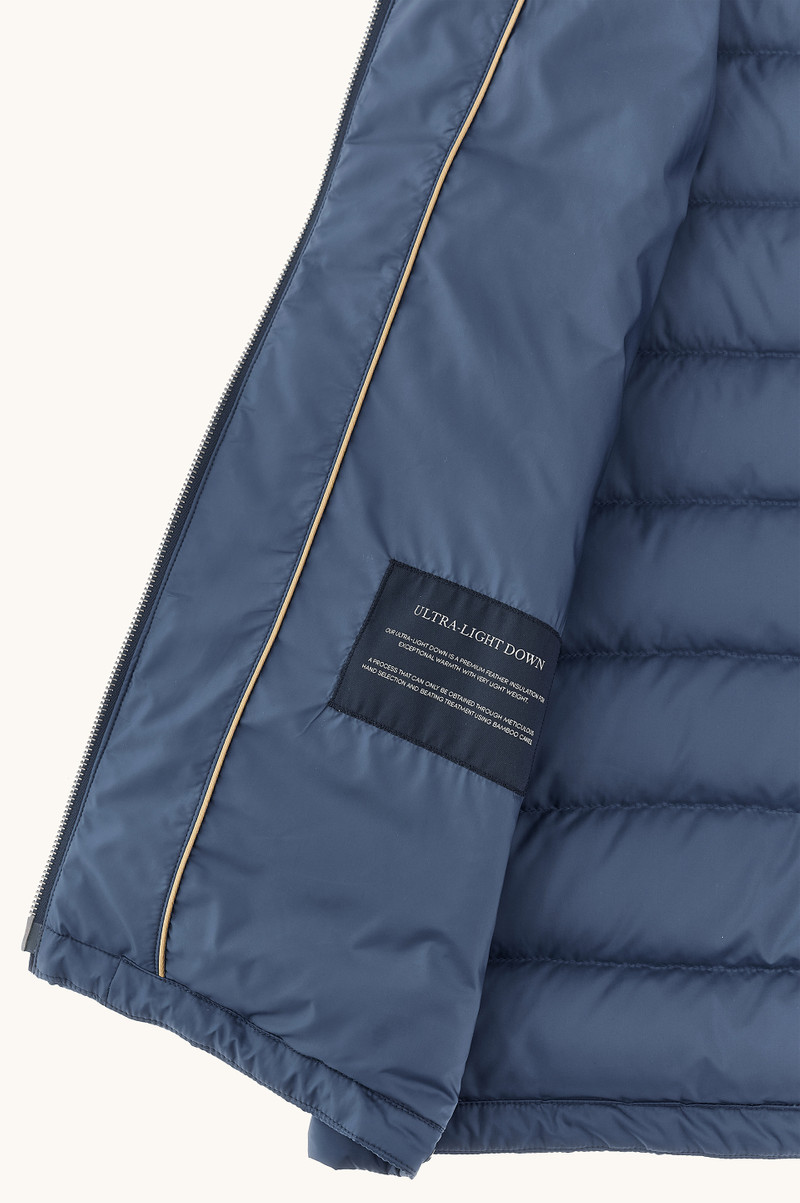 Paul & Shark TECHNICAL ULTRALIGHT DOWN GILET WITH ALCANTARA® DETAILS outlook