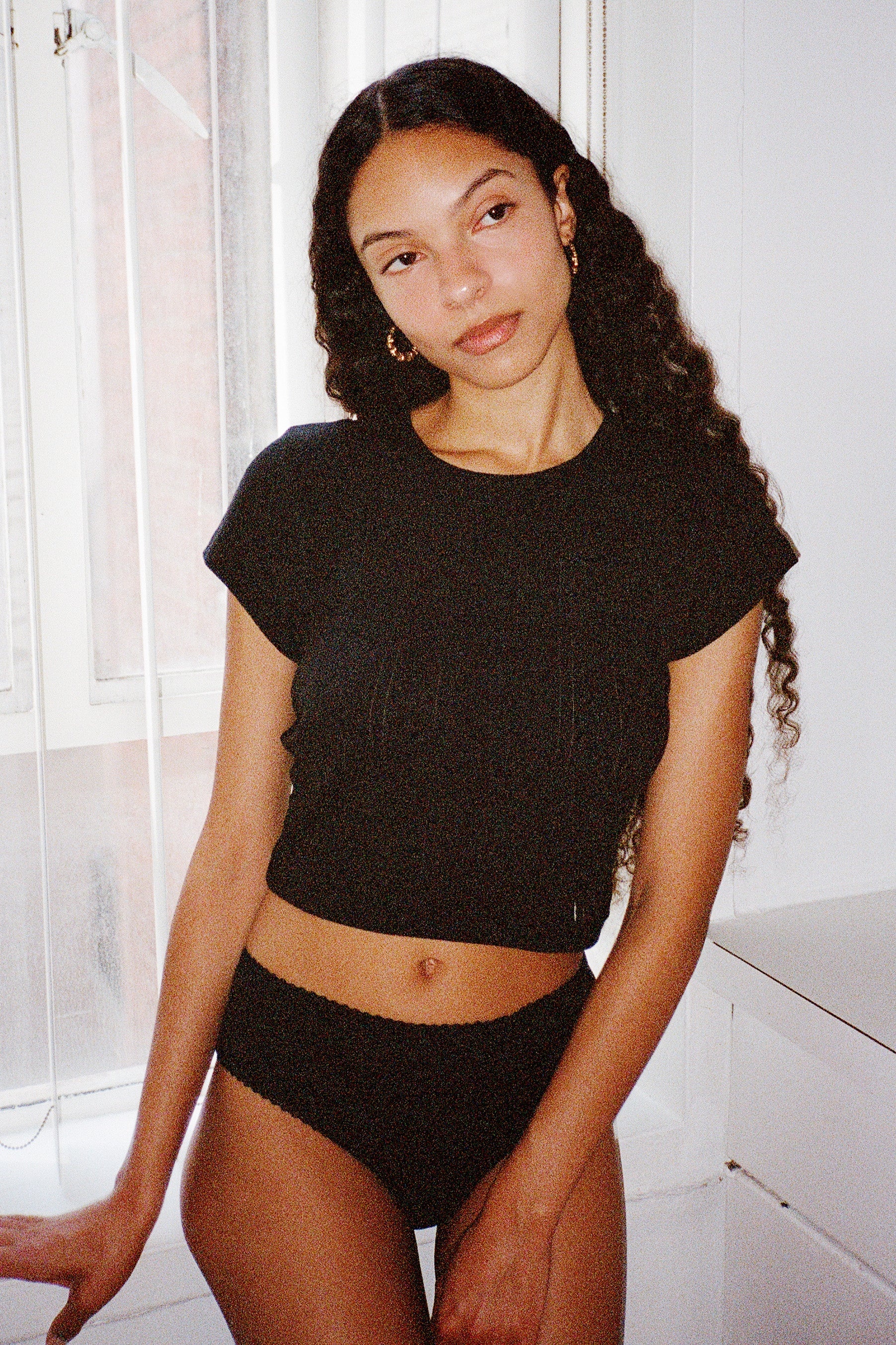 The Baby Tee Black - 5