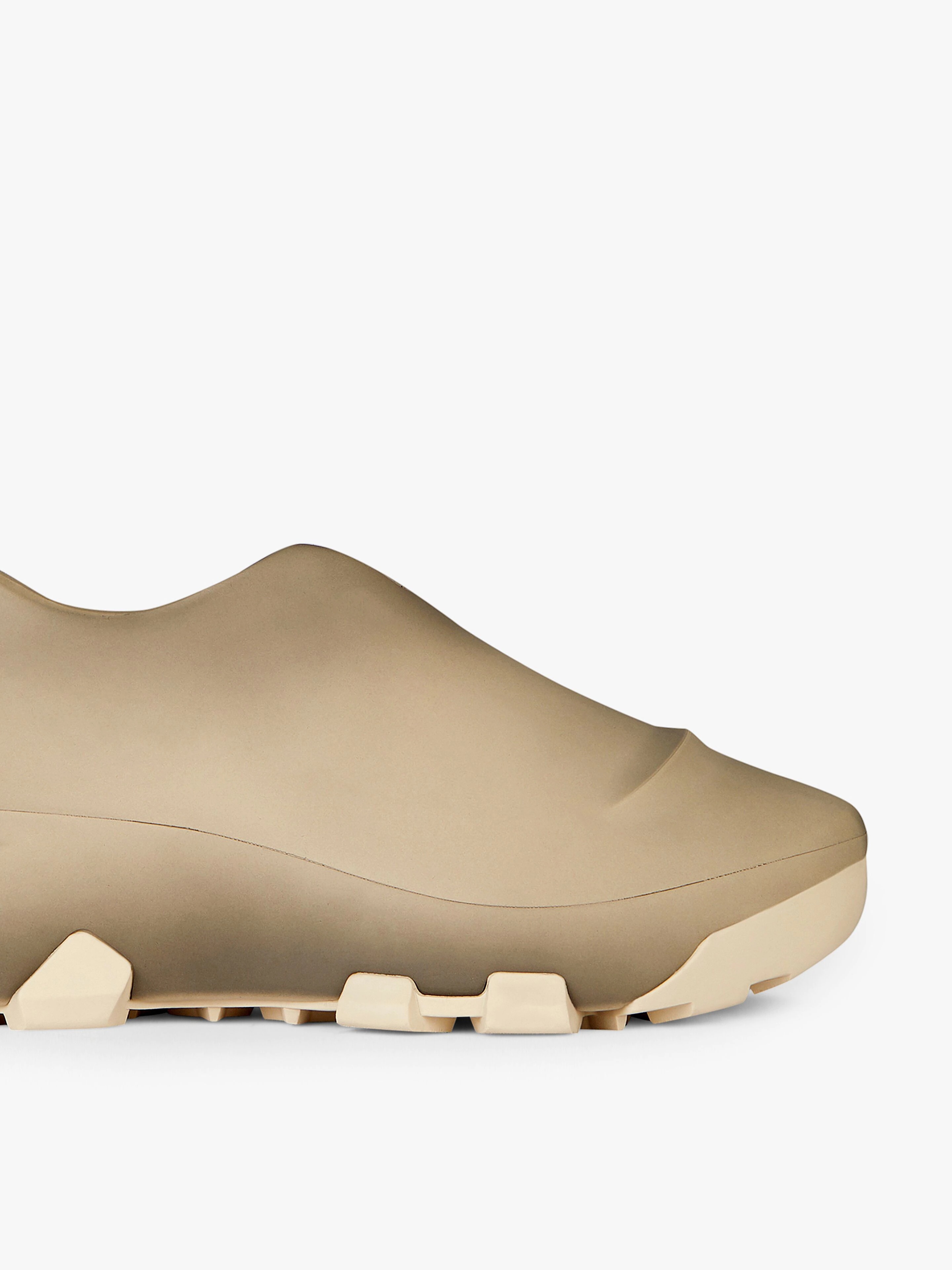 MONUMENTAL MALLOW LOW SHOES IN WORN OUT EFFECT RUBBER - 6