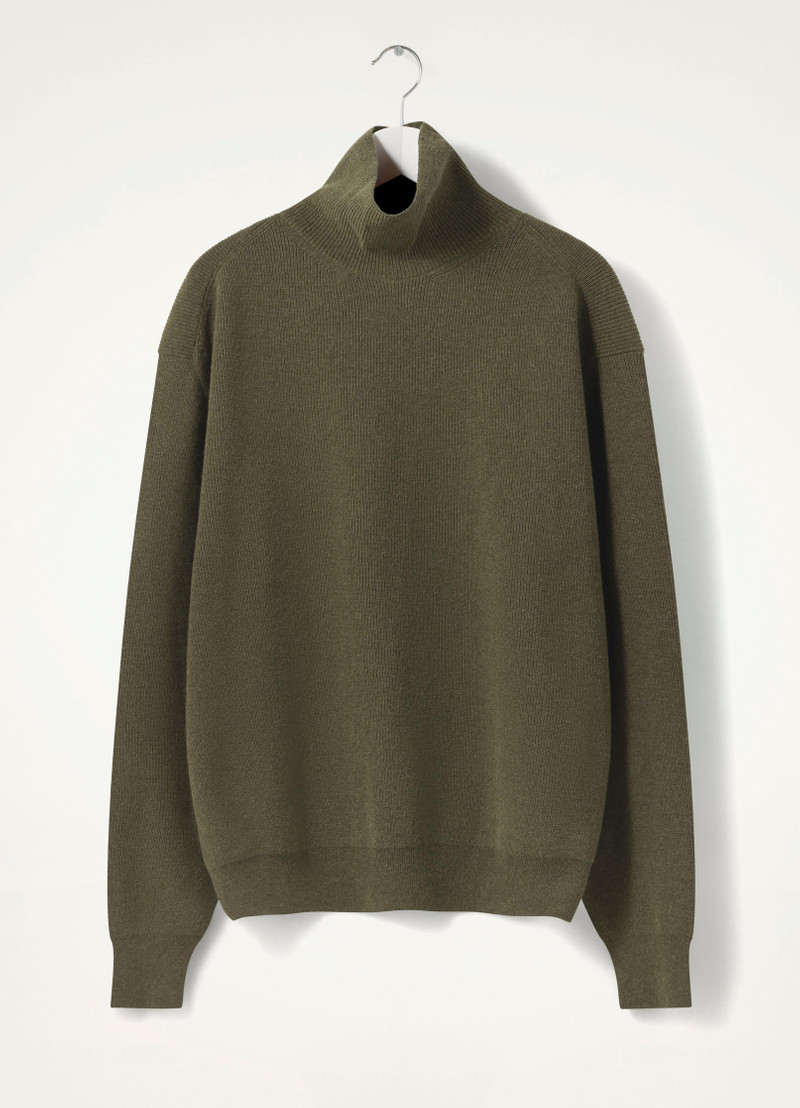 TURTLENECK JUMPER 1