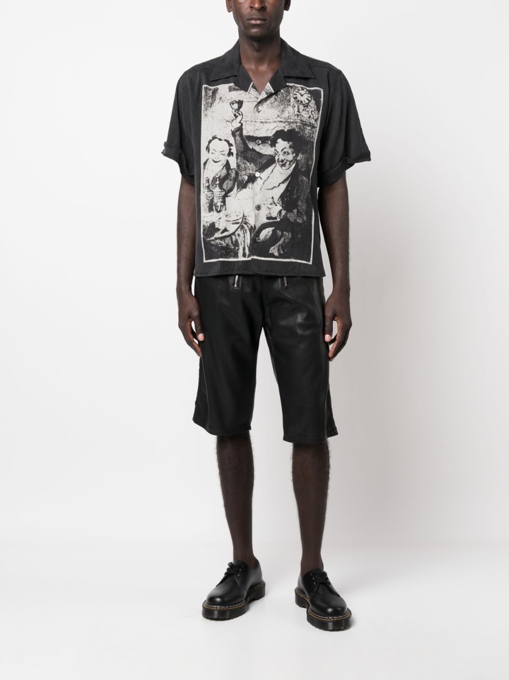 graphic-print short-sleeve shirt - 2